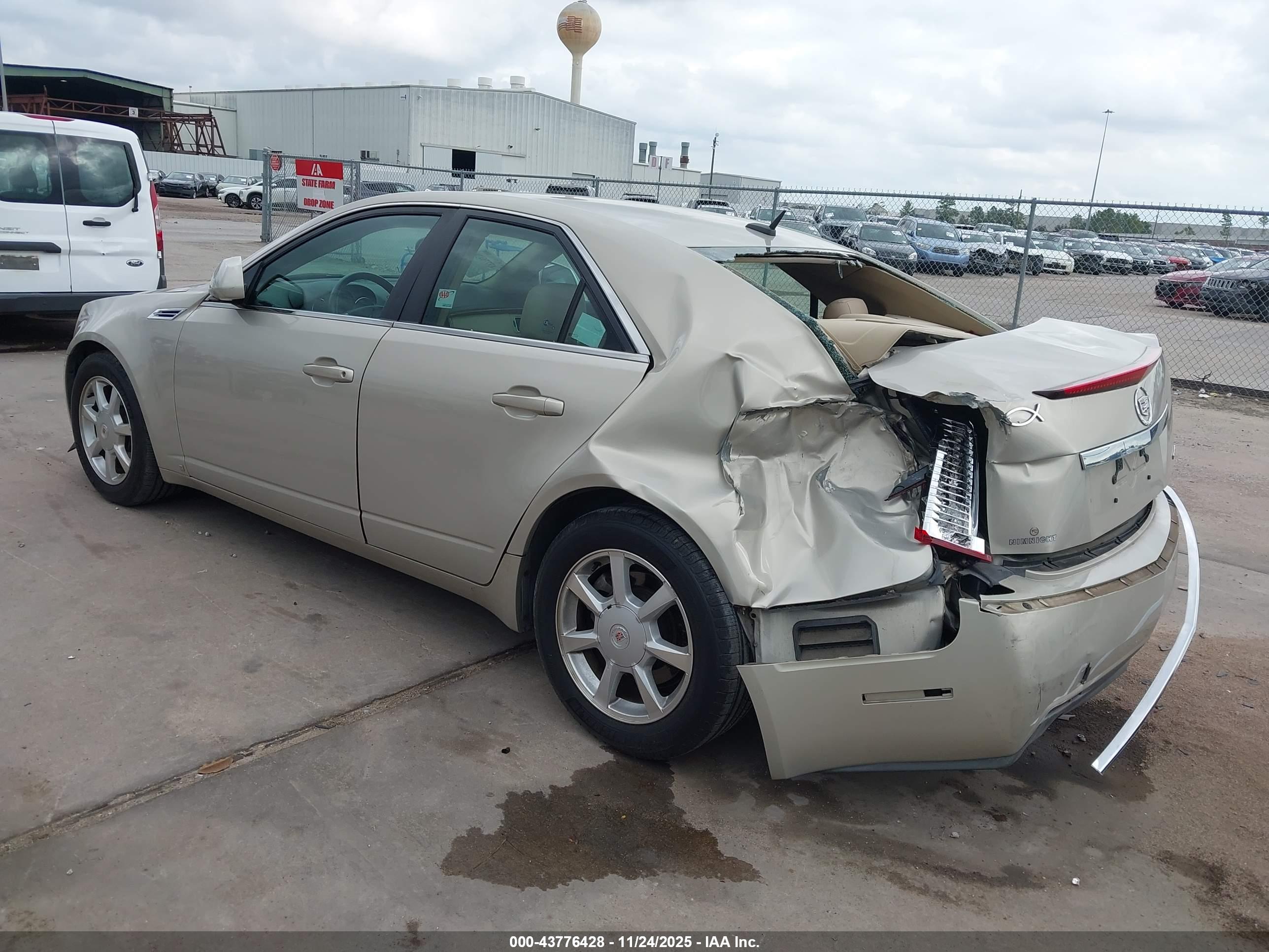 CADILLAC CTS image 3