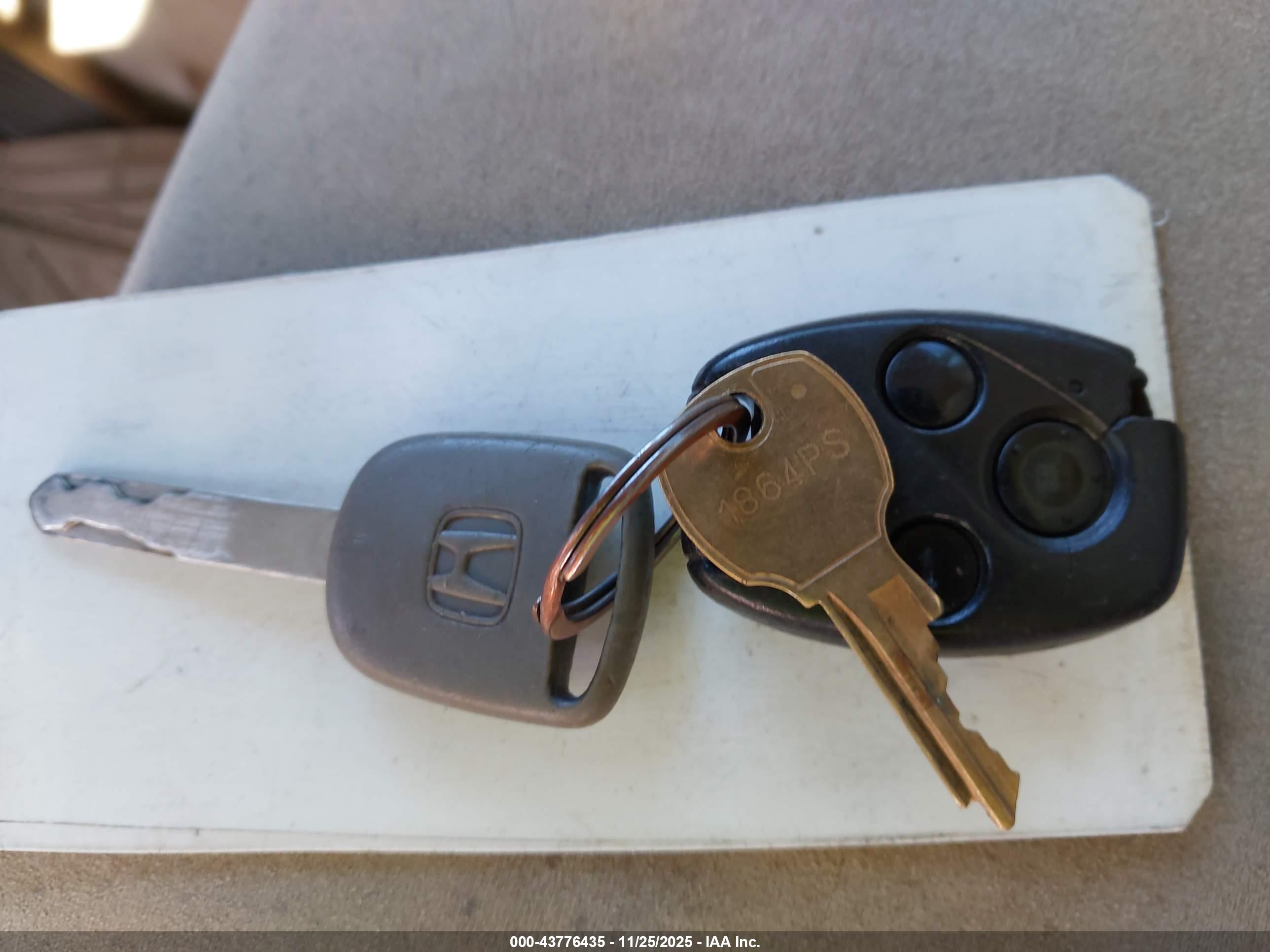 HONDA CIVIC image 11