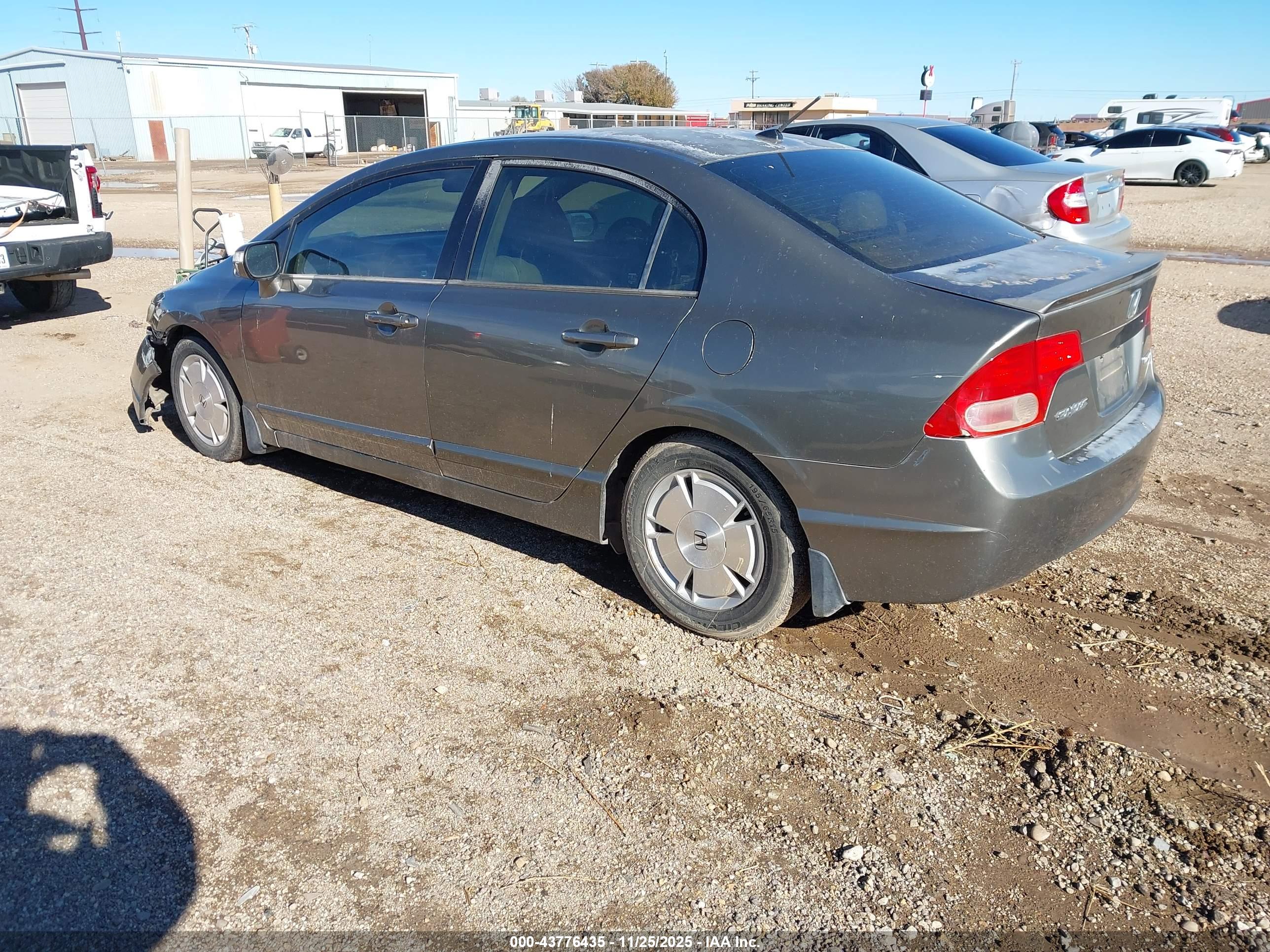HONDA CIVIC image 3