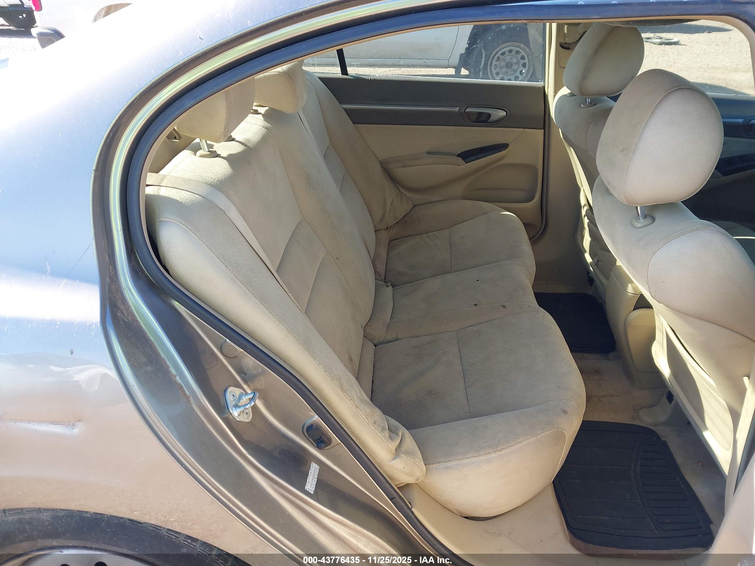 HONDA CIVIC image 8