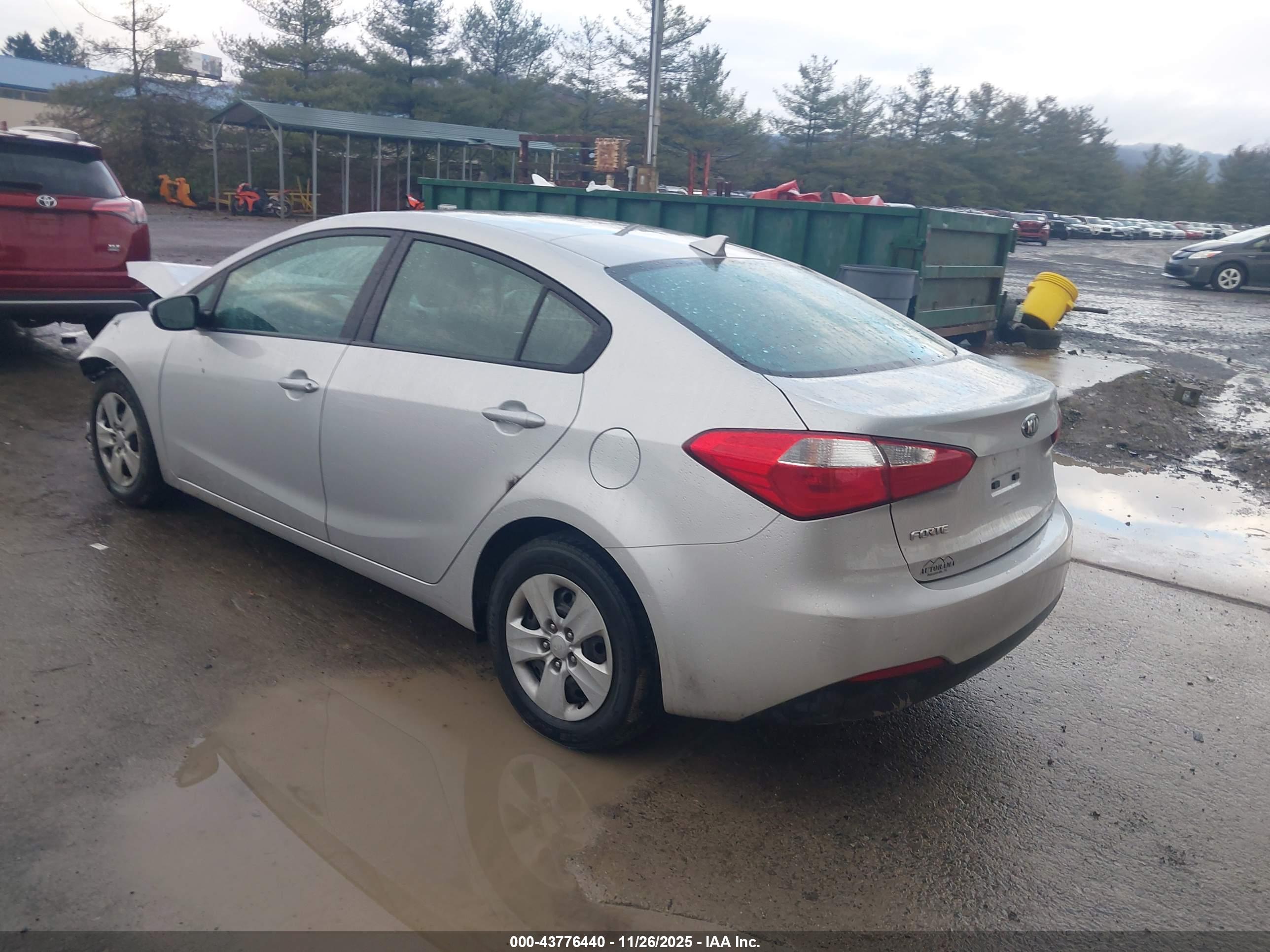 KIA FORTE image 3