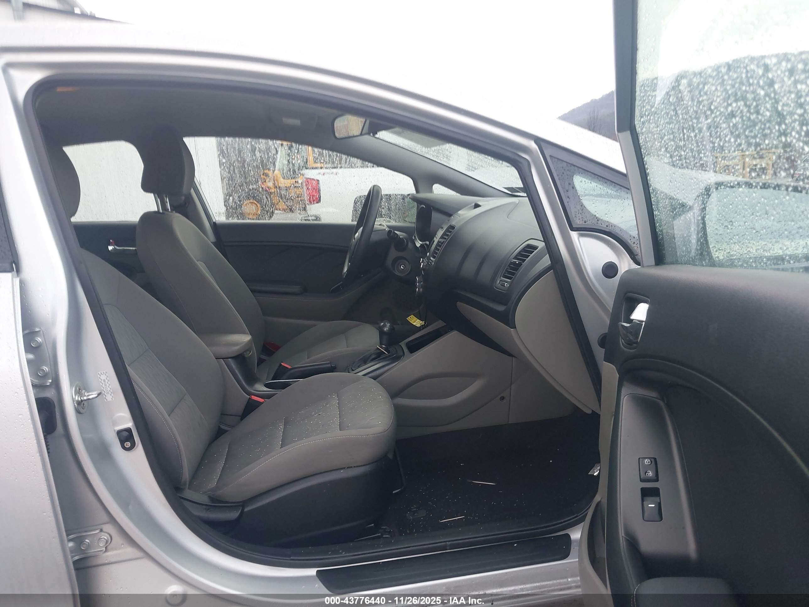 KIA FORTE image 5