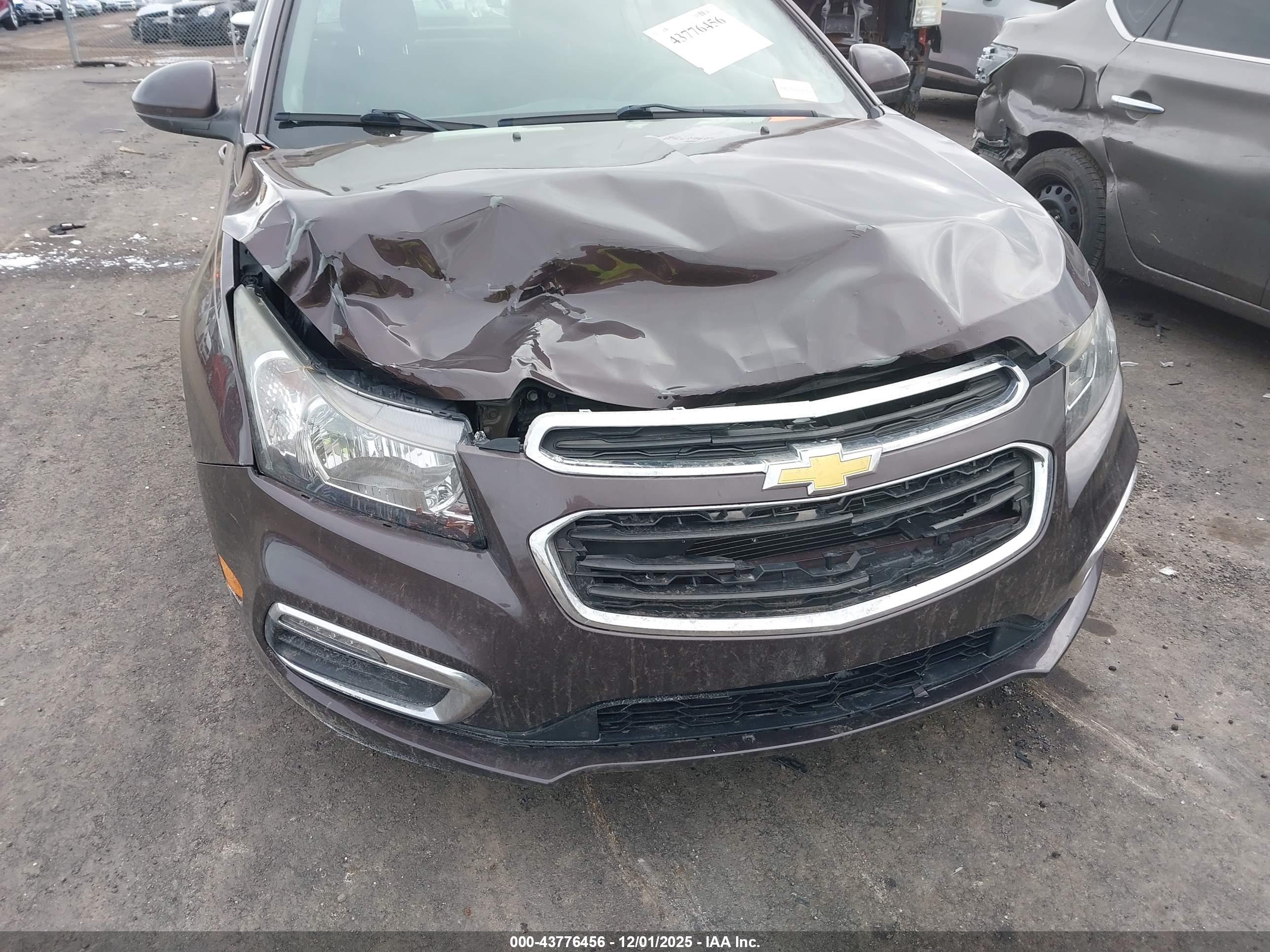 CHEVROLET CRUZE image 6