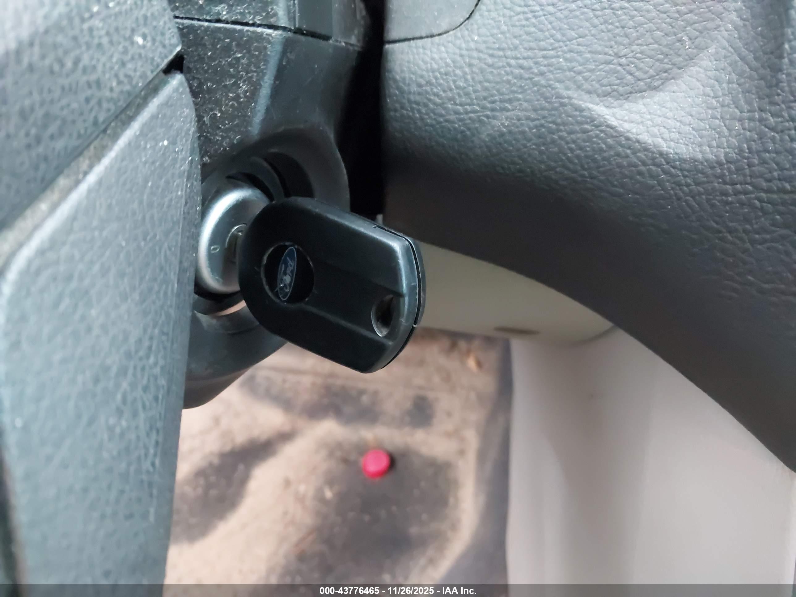 FORD FOCUS image 11