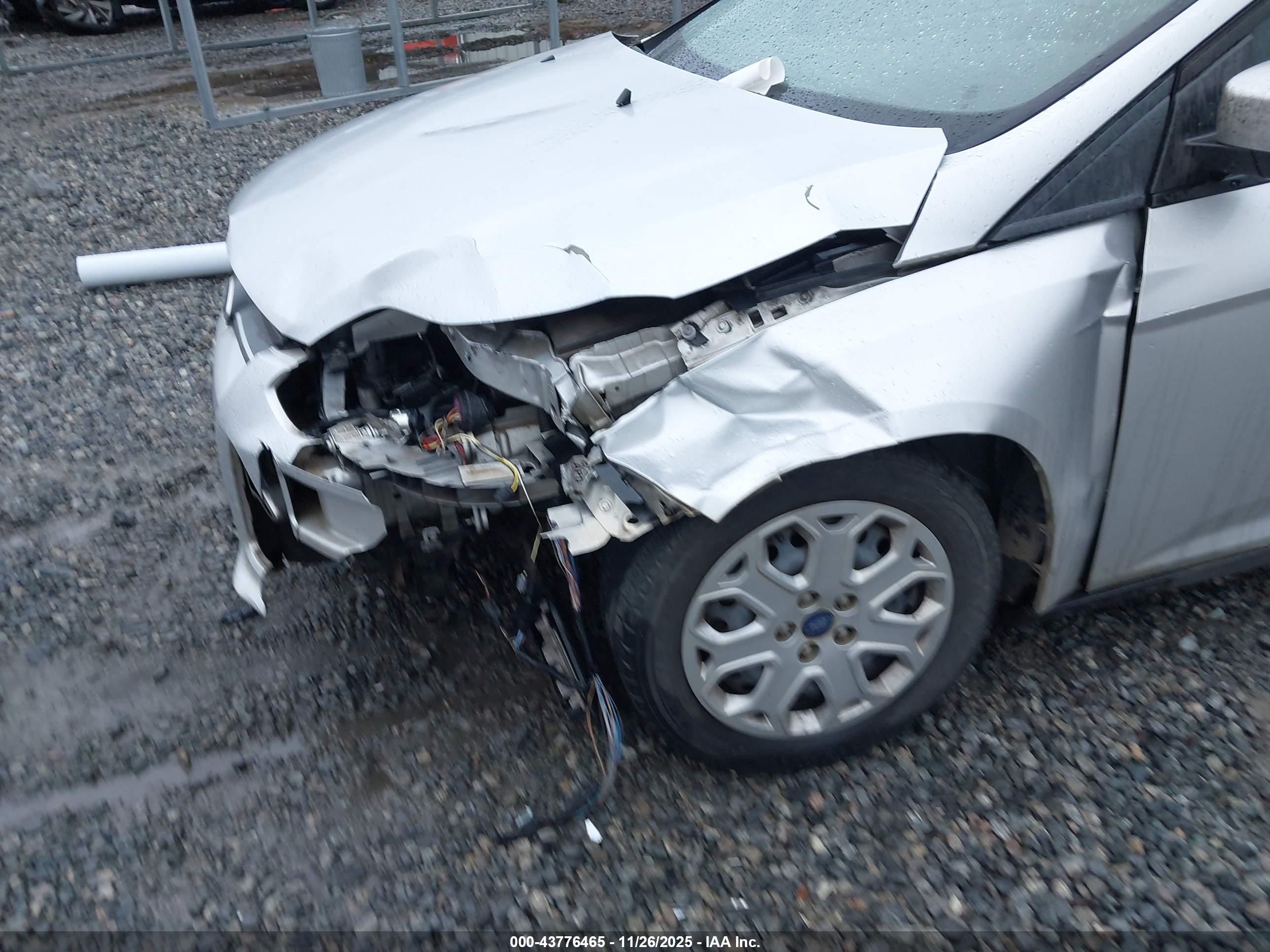 FORD FOCUS image 6