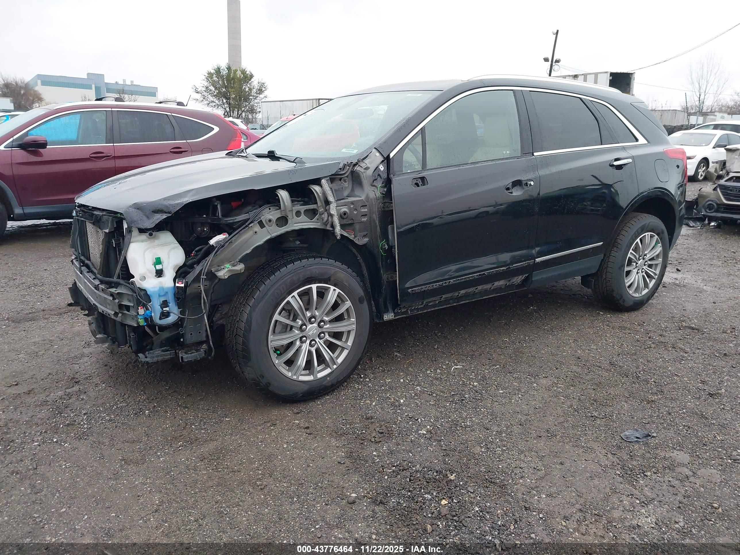 CADILLAC XT5 image 2