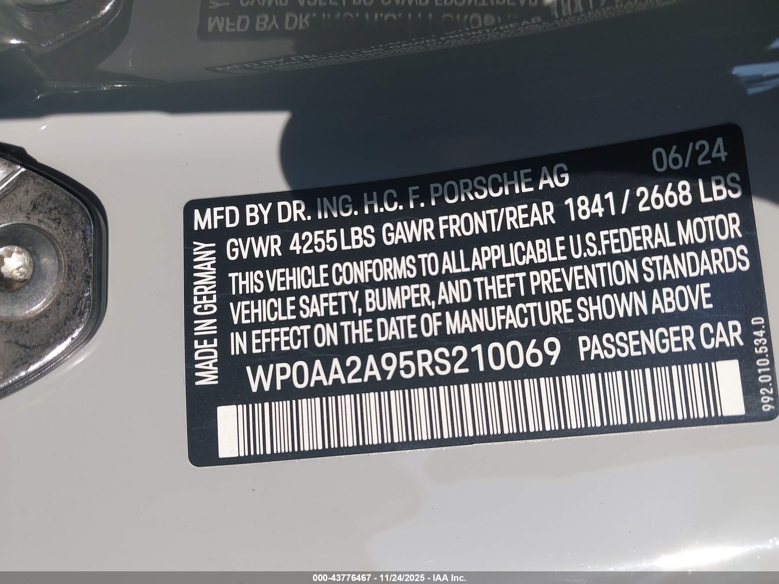 PORSCHE 911 image 9