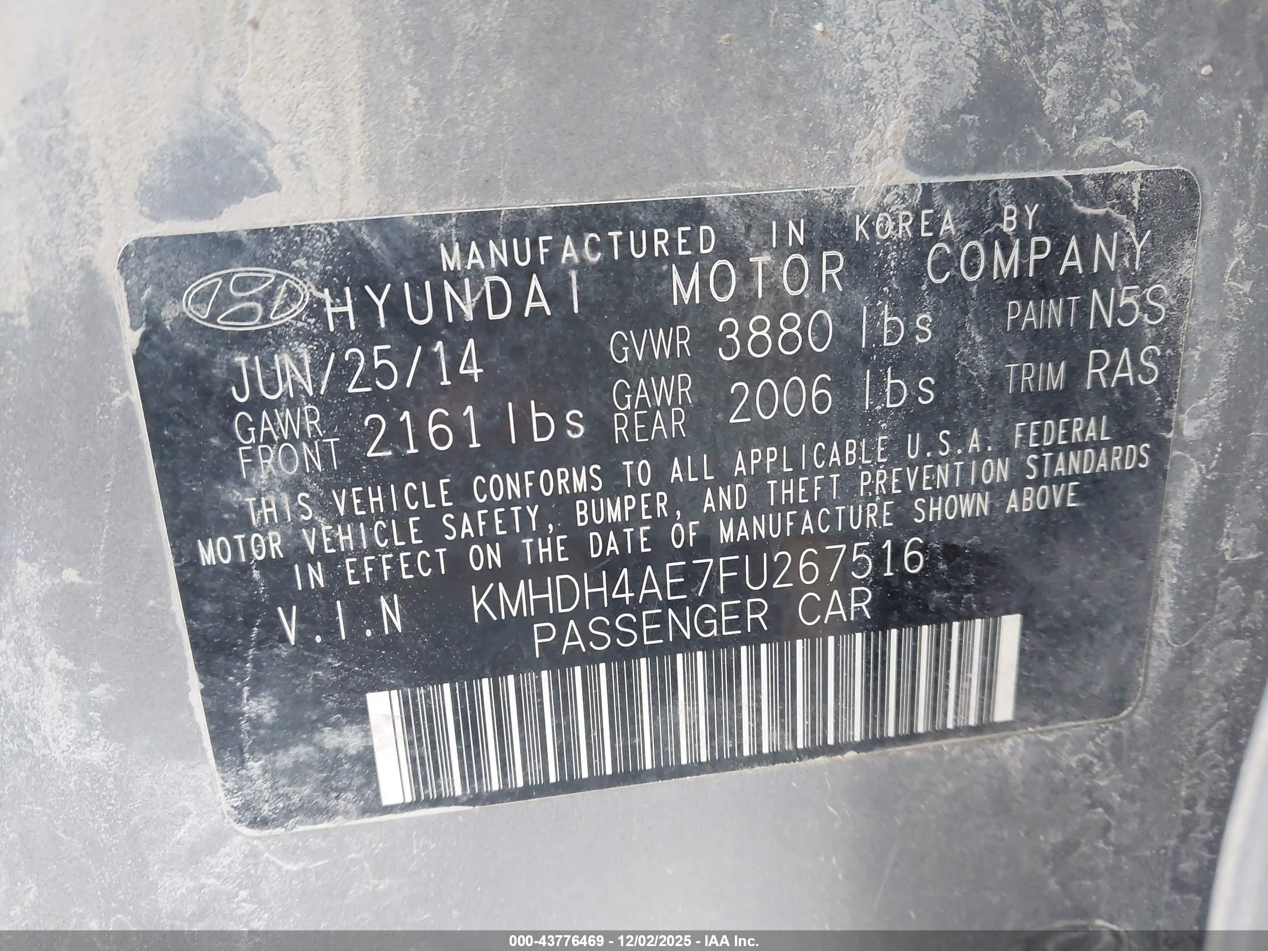HYUNDAI ELANTRA image 9