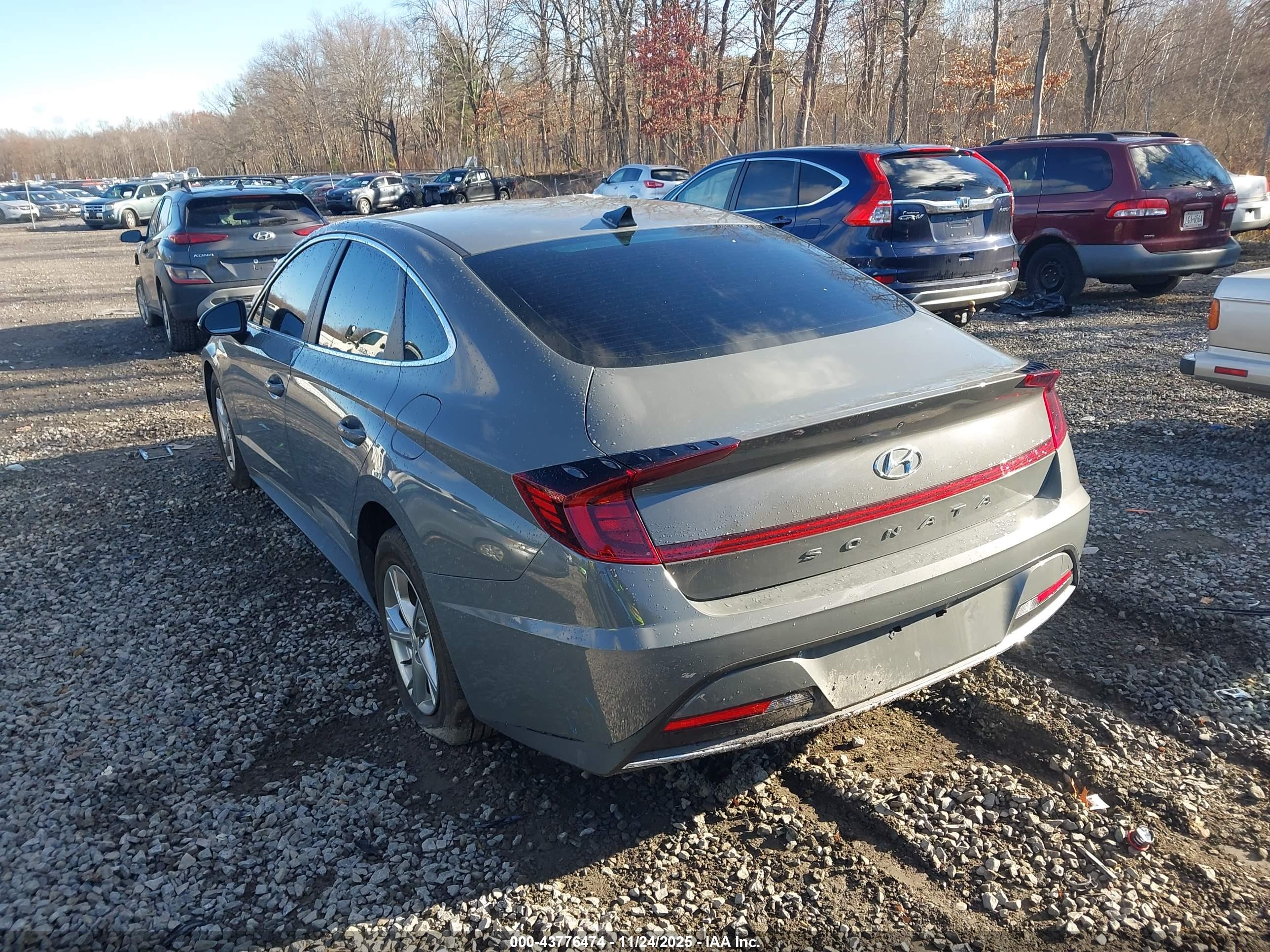 HYUNDAI SONATA image 3