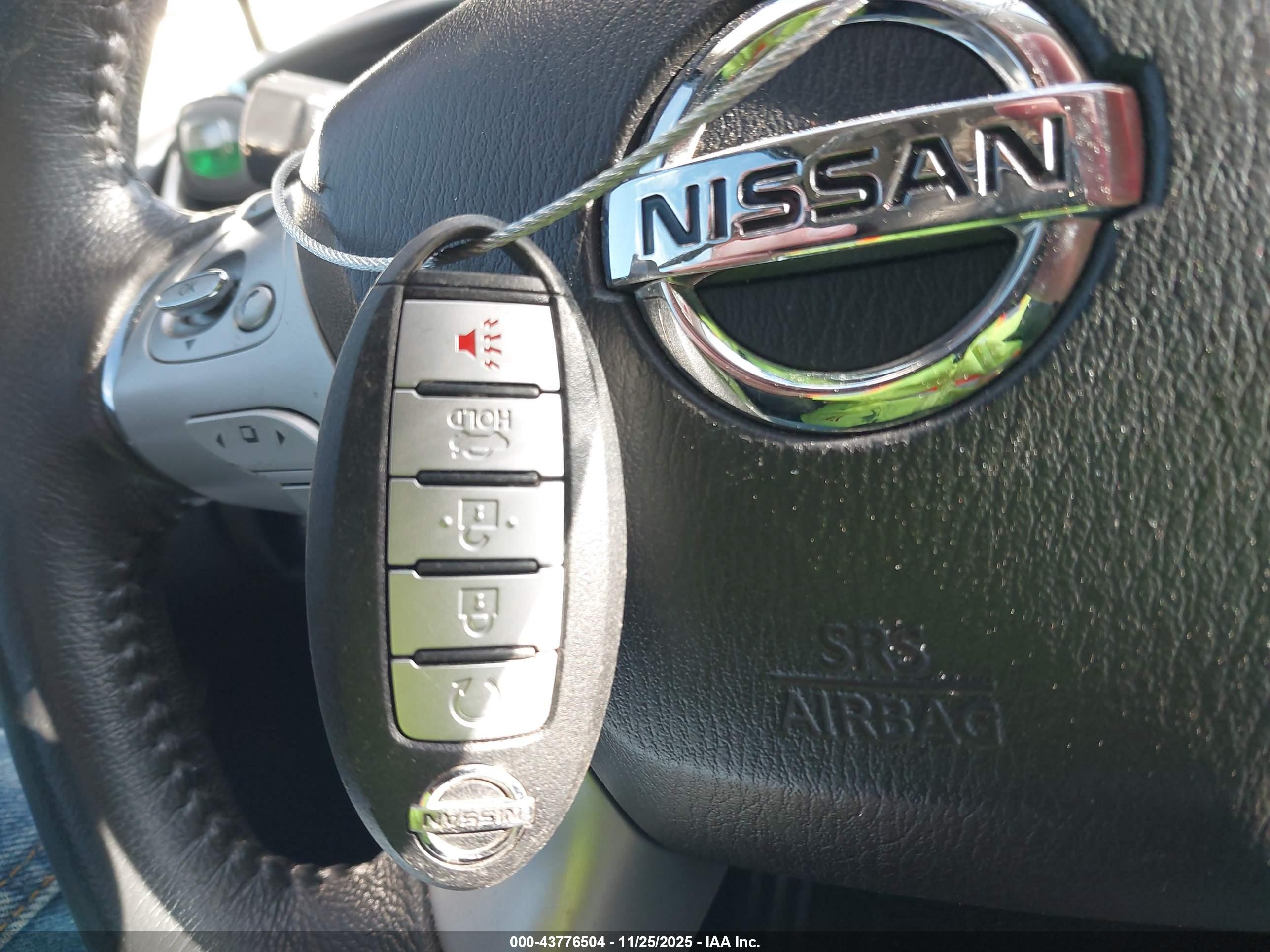 NISSAN MURANO image 11