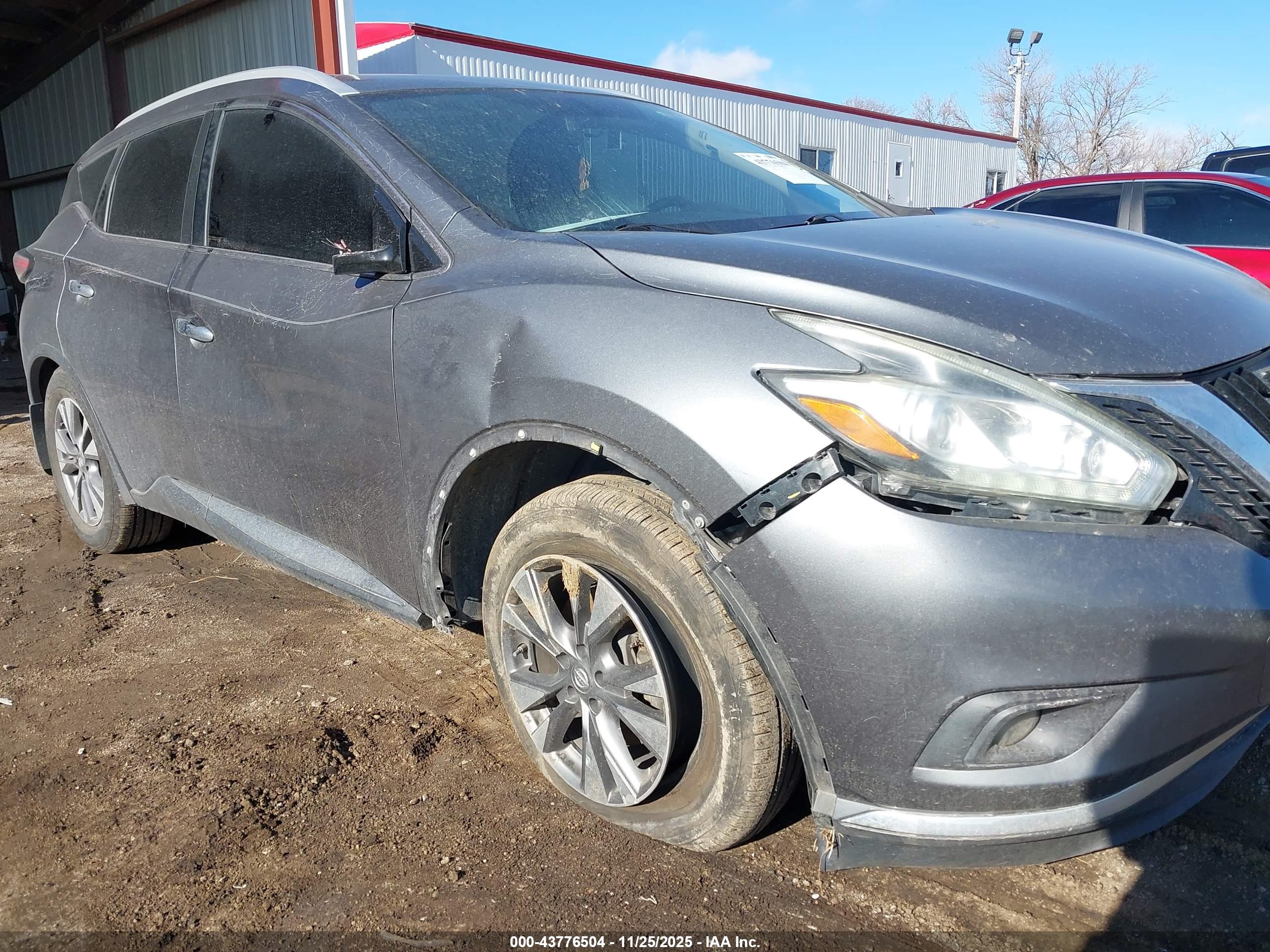 NISSAN MURANO image 6