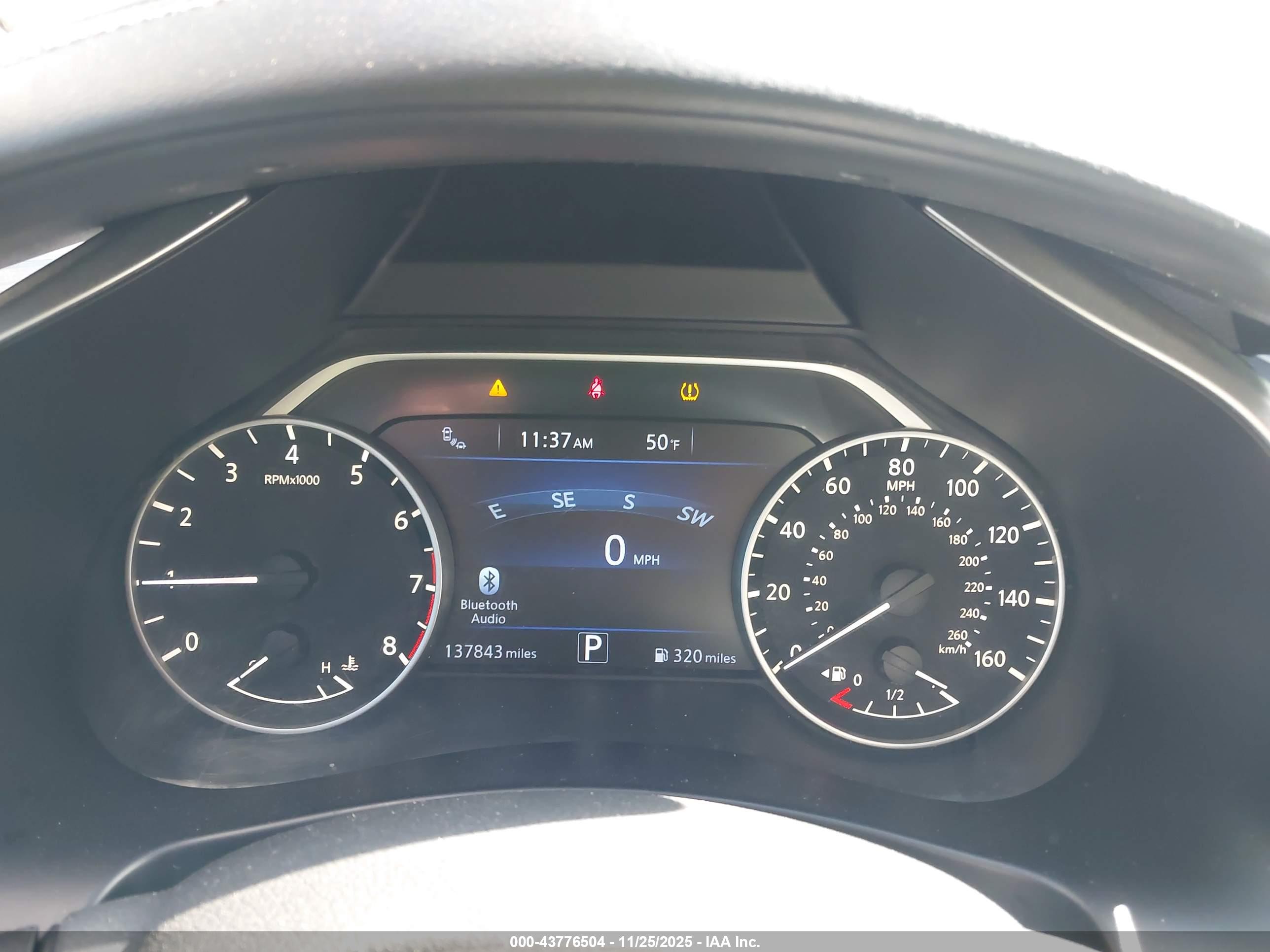 NISSAN MURANO image 7