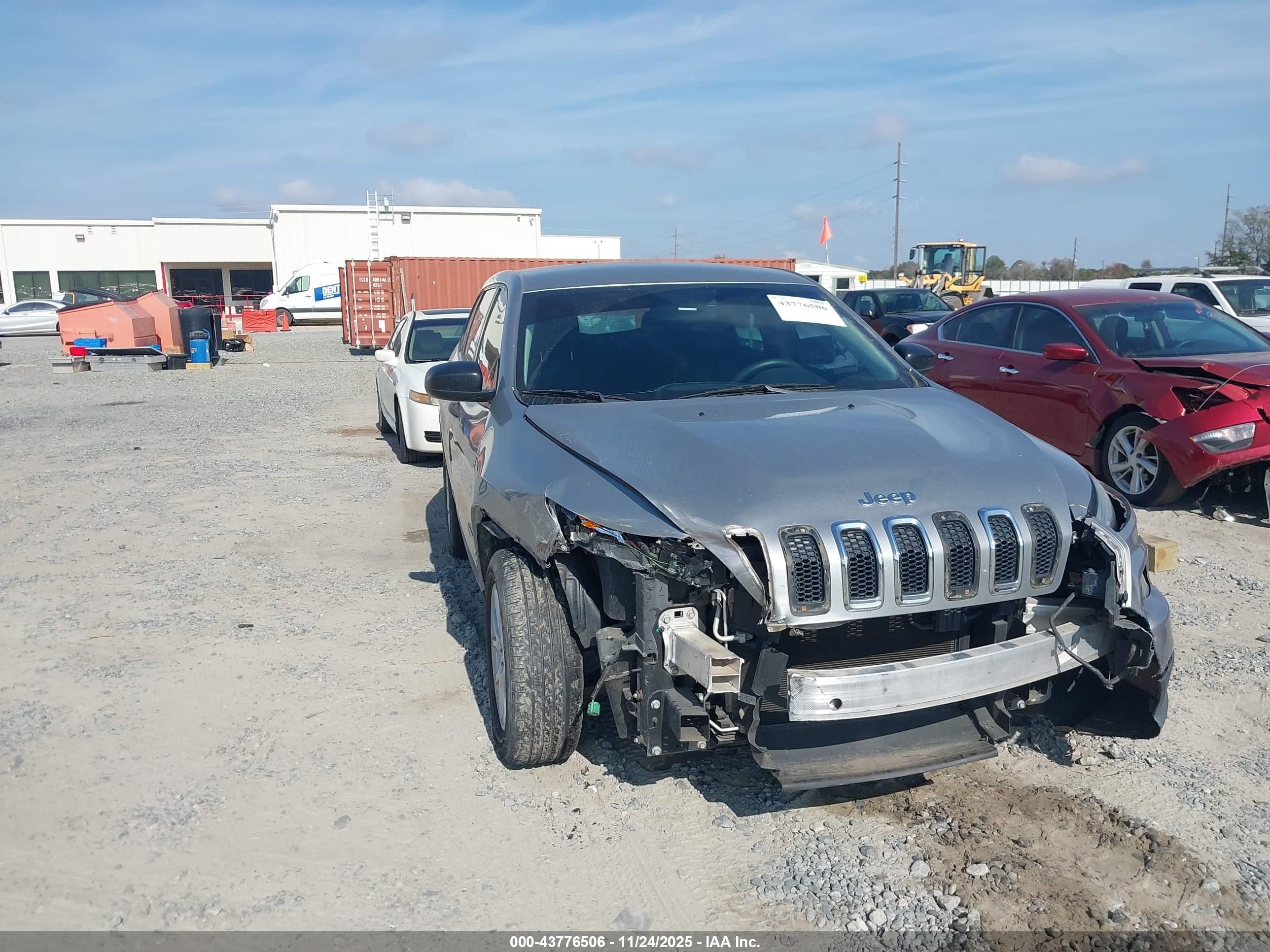 JEEP CHEROKEE image 6