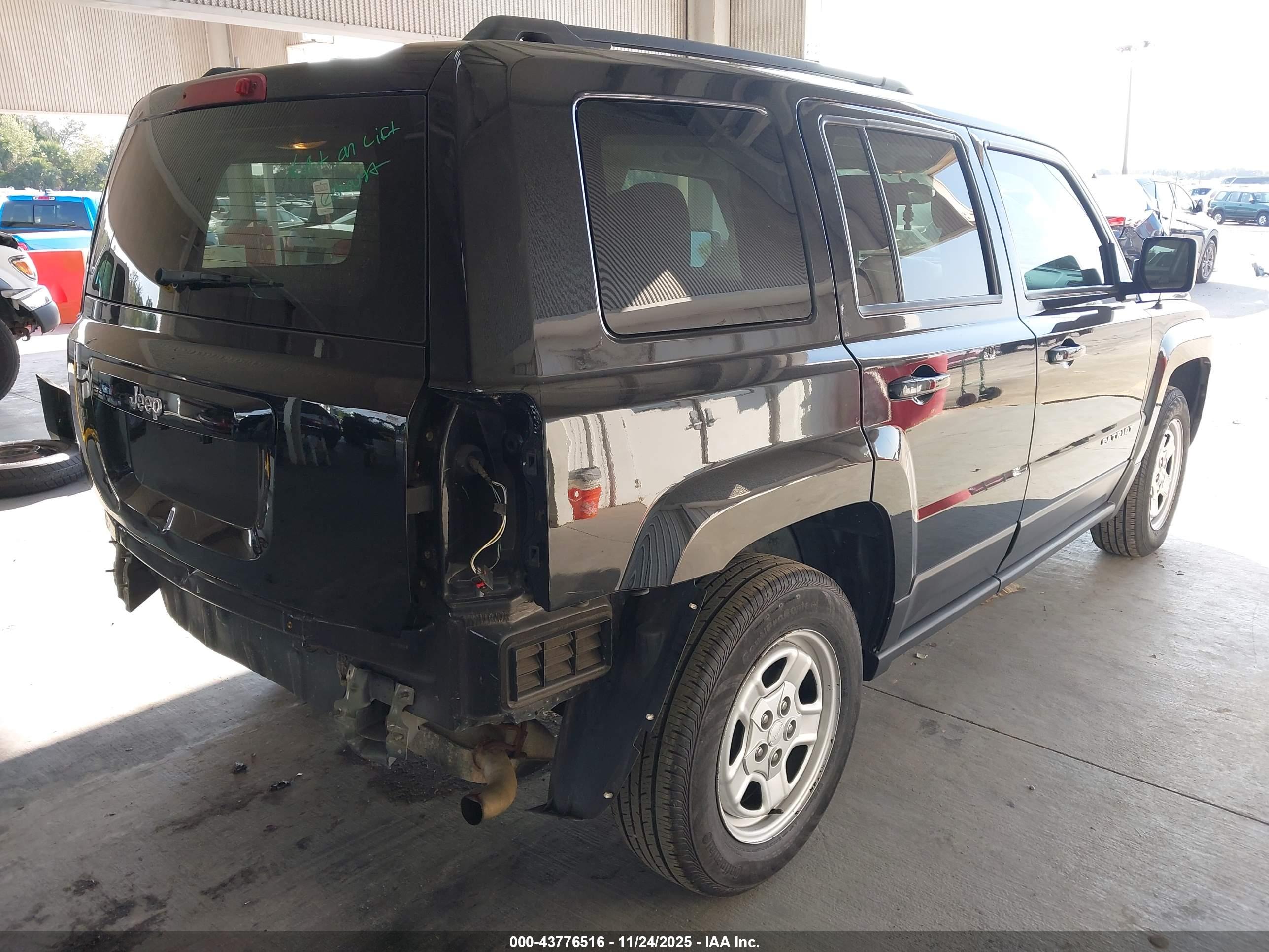 JEEP PATRIOT image 4