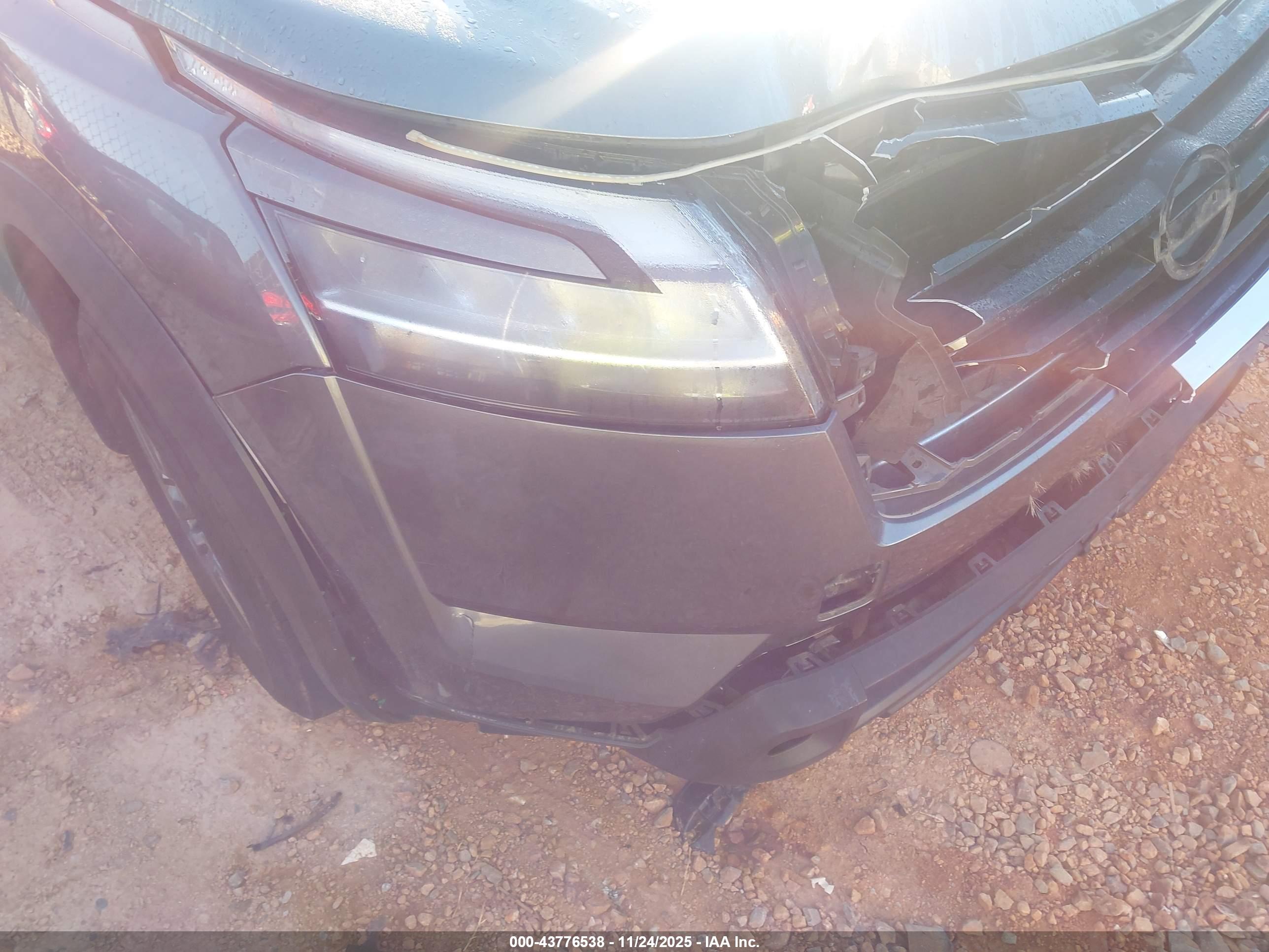 NISSAN PATHFINDER image 6