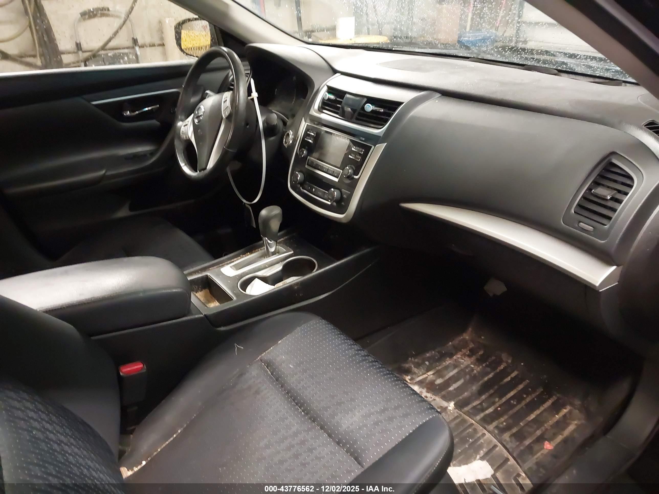 NISSAN ALTIMA image 5