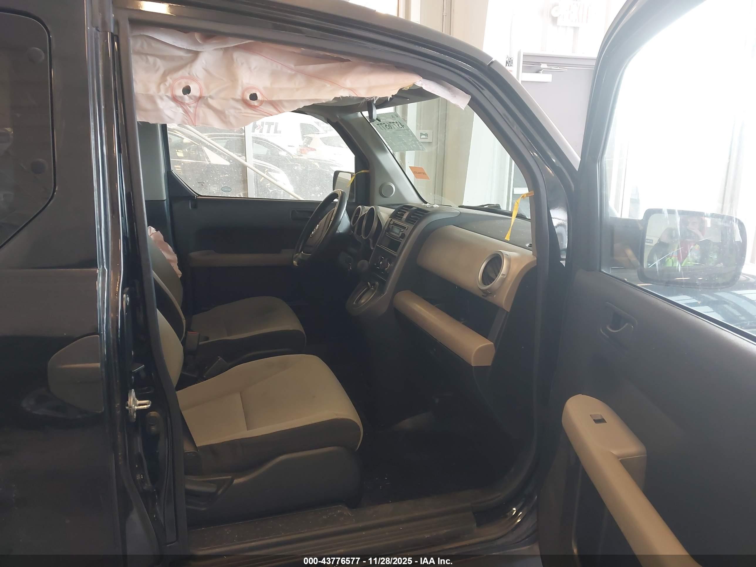 HONDA ELEMENT image 5