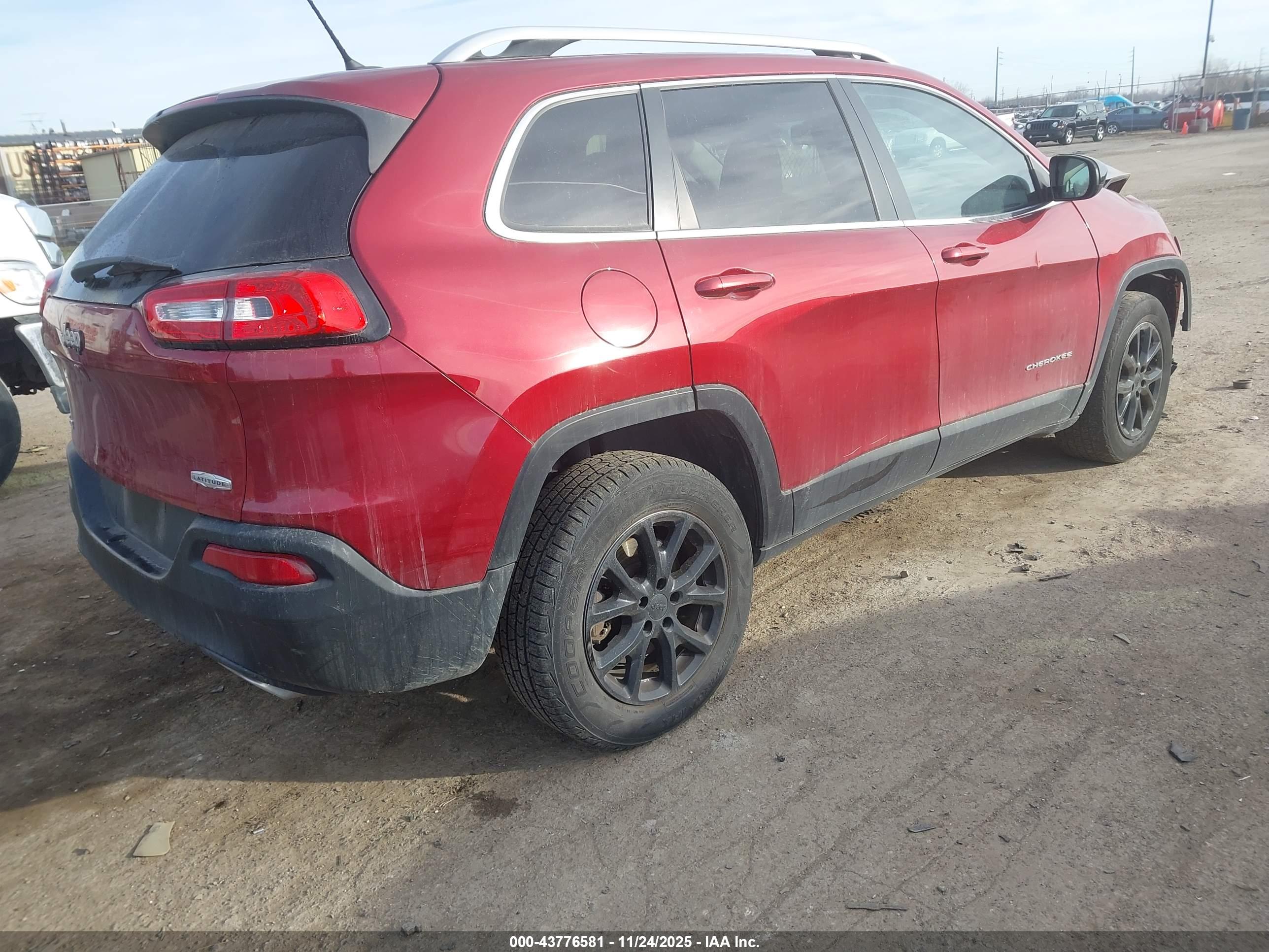 JEEP CHEROKEE image 4