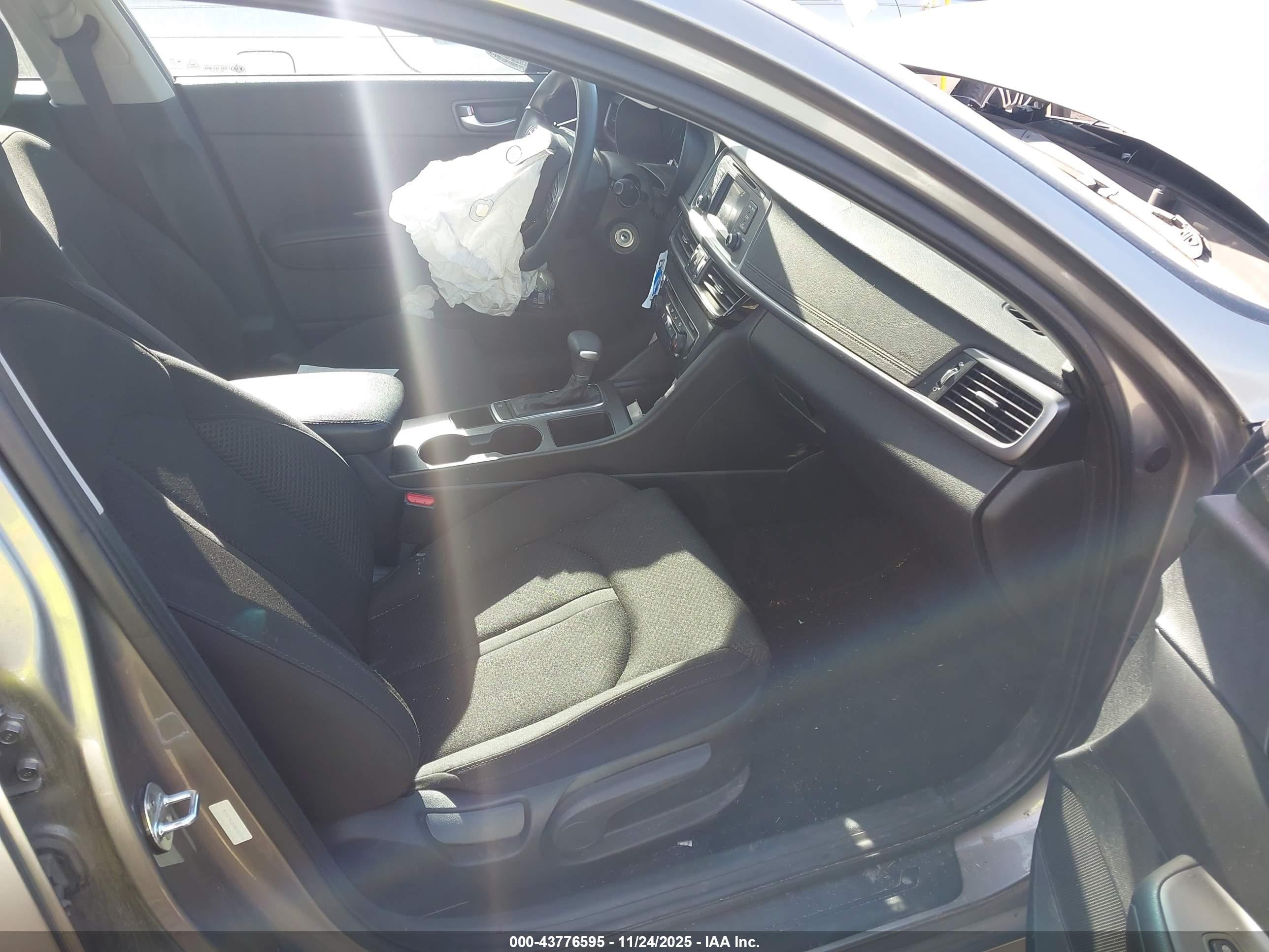 KIA OPTIMA image 5