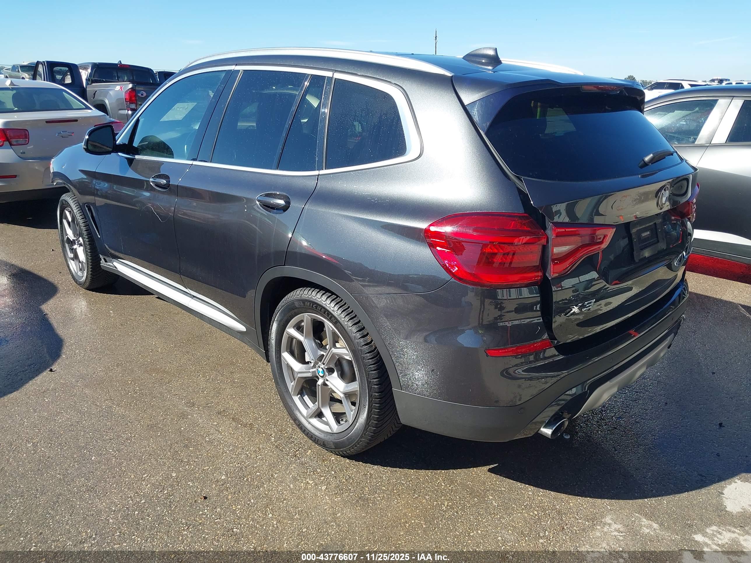 BMW X3 image 3