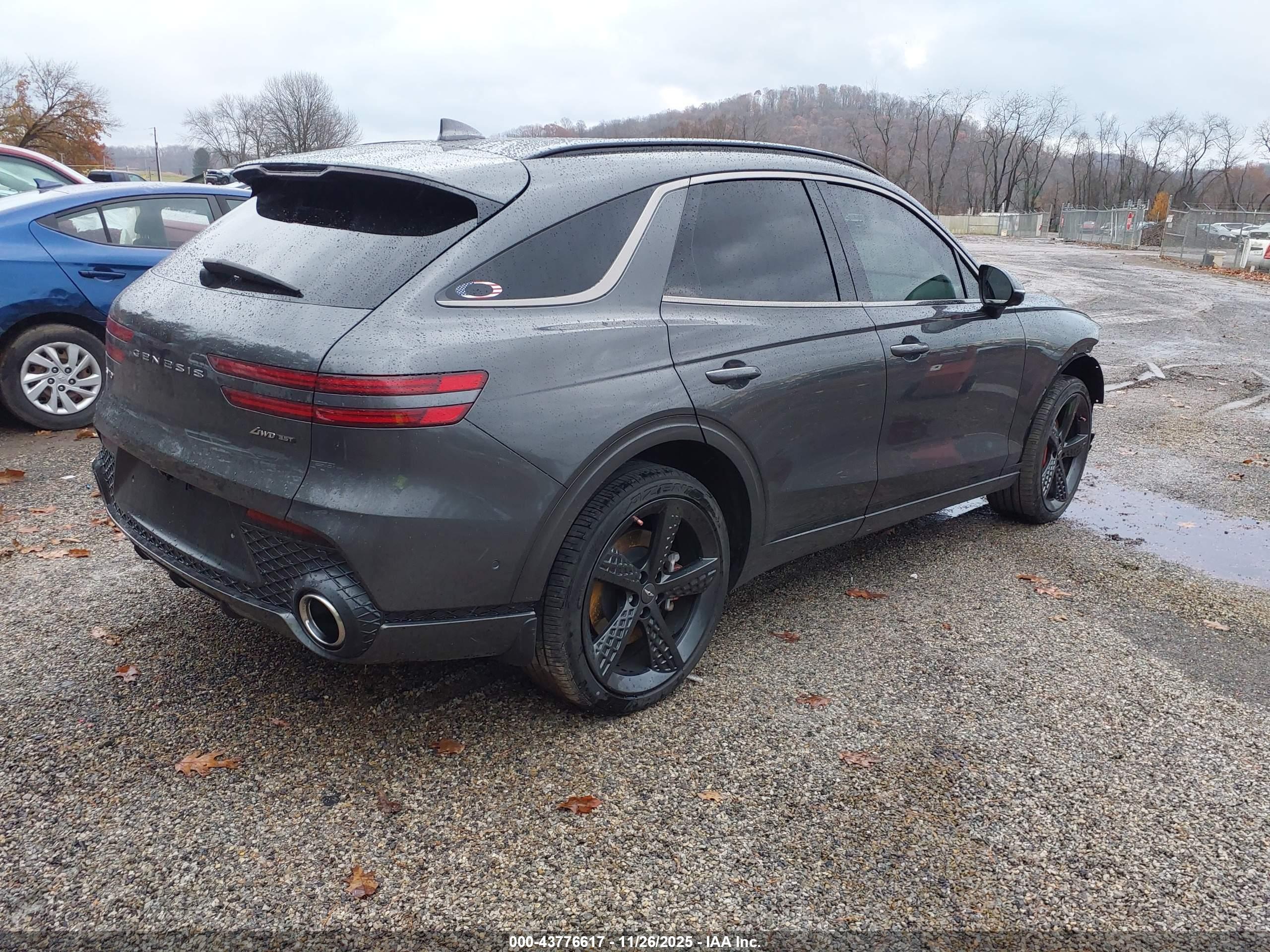 GENESIS GV70 image 4