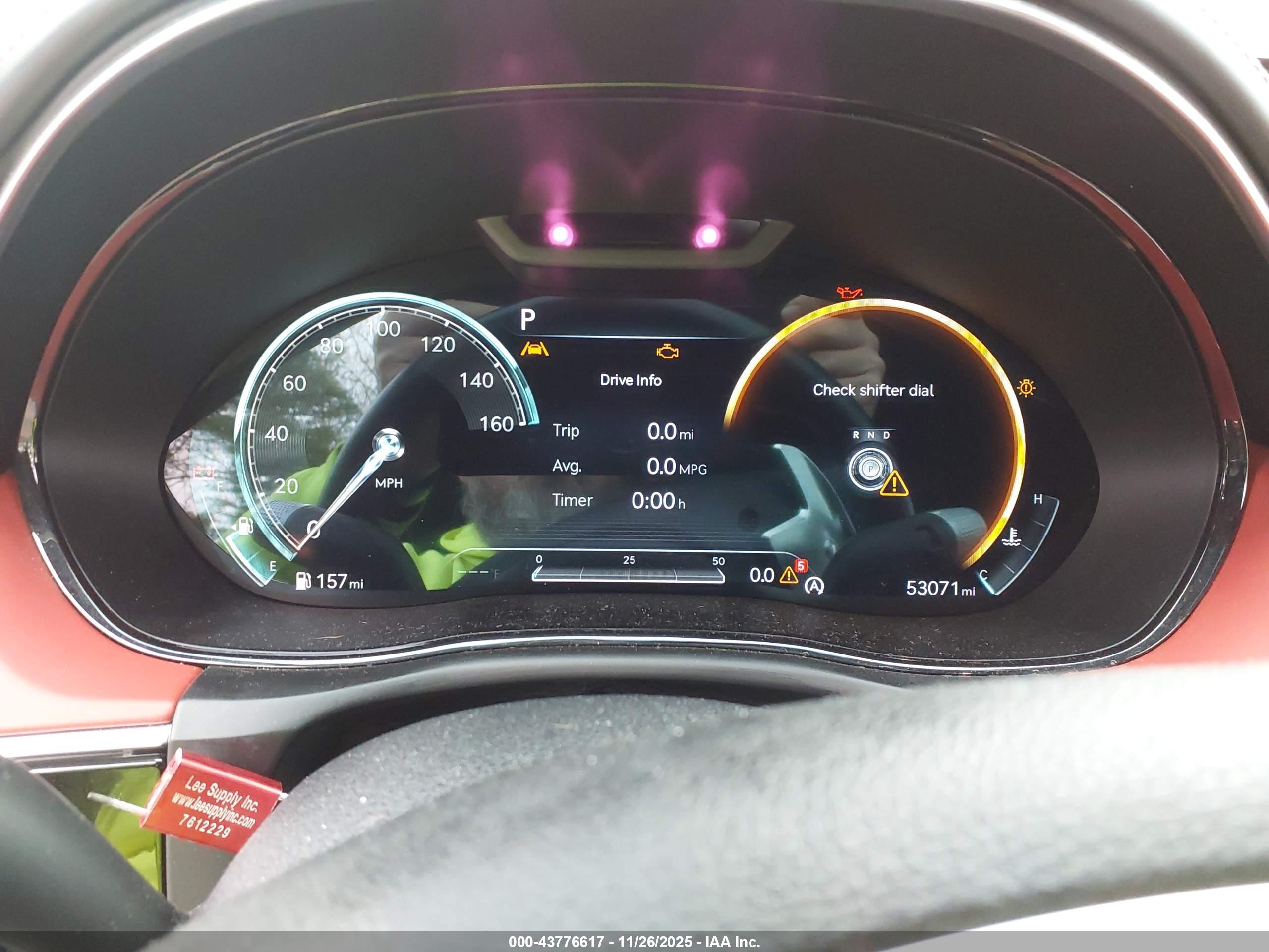 GENESIS GV70 image 7