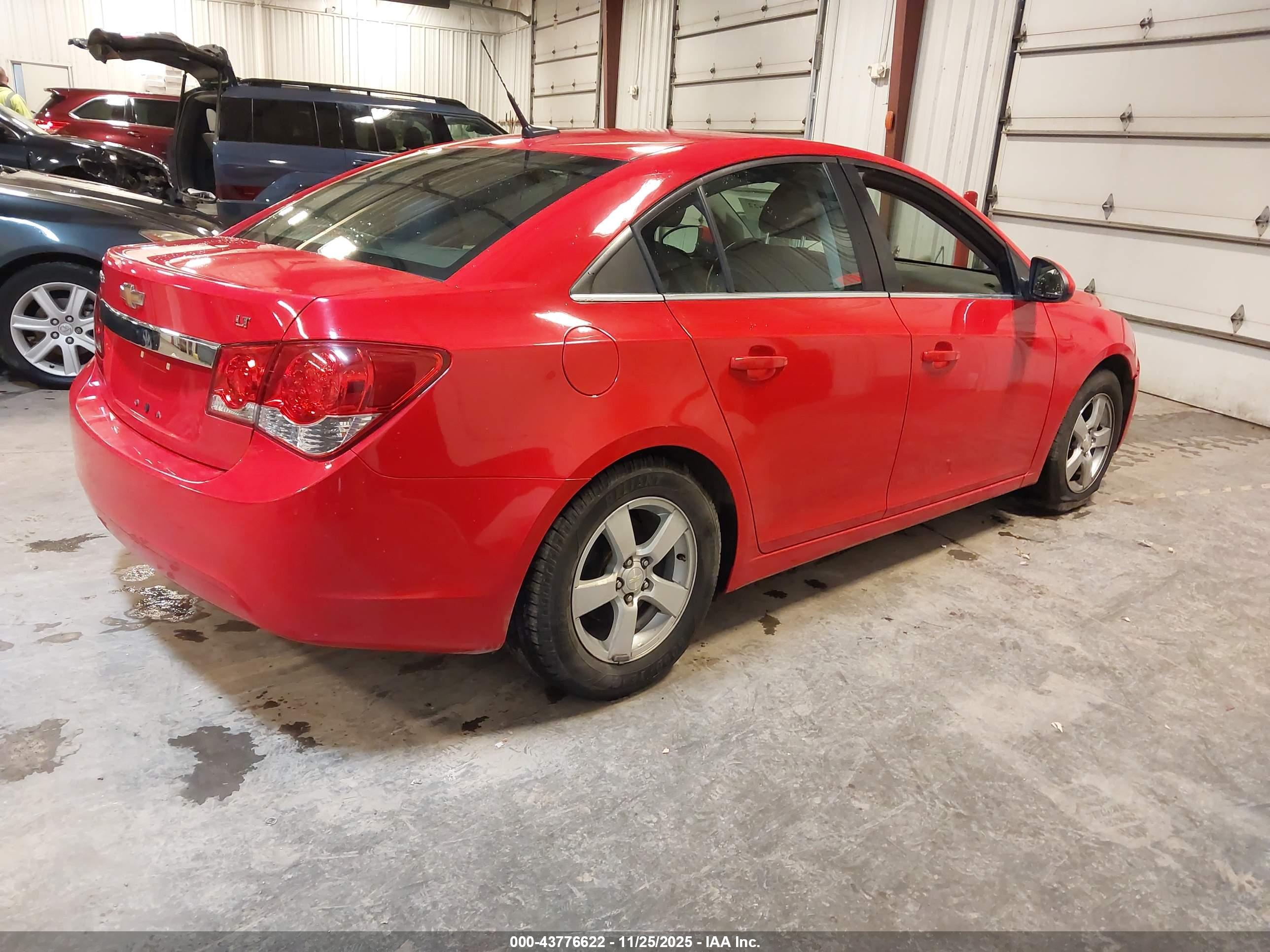 CHEVROLET CRUZE image 4