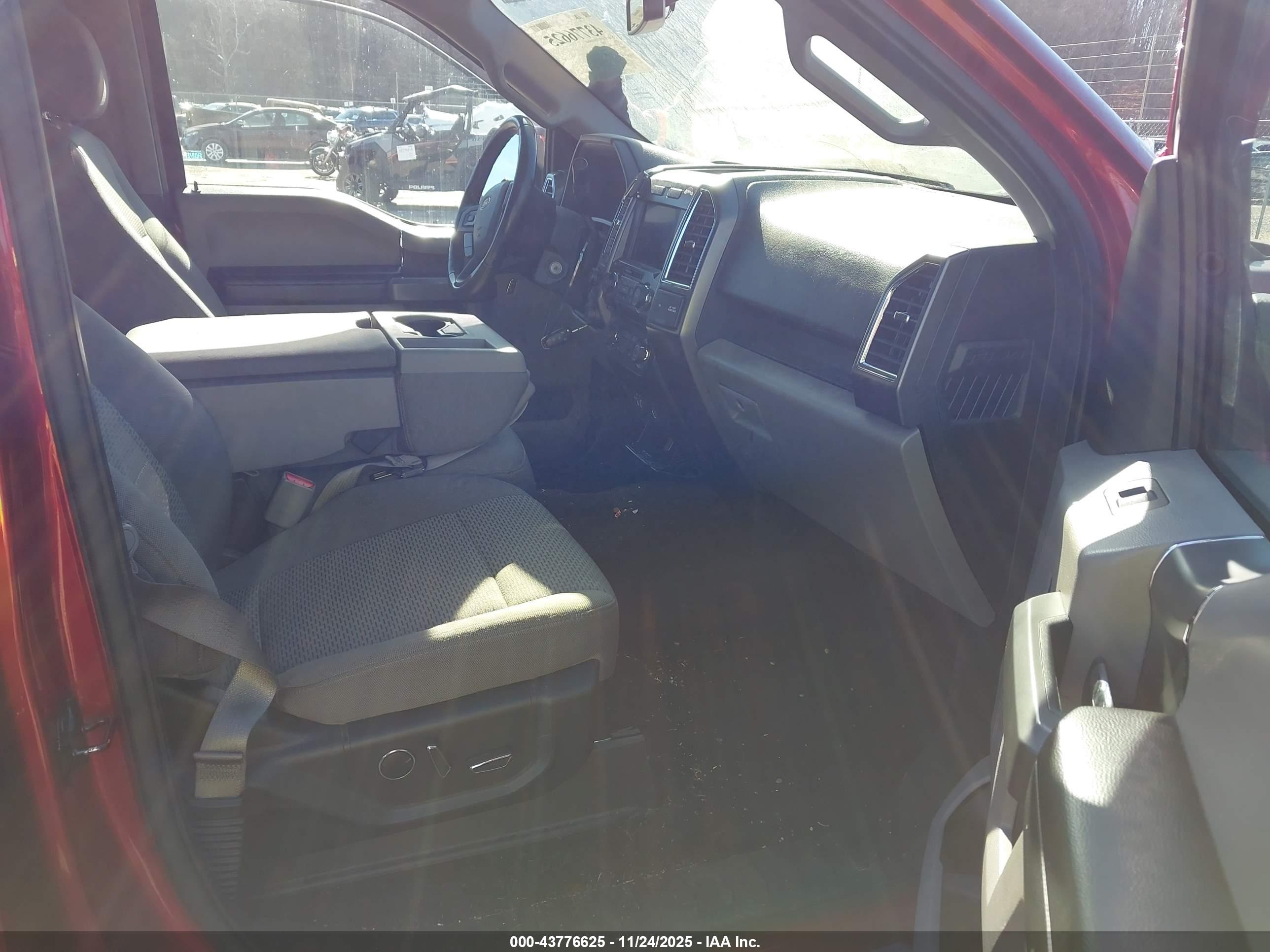 FORD F-150 image 5
