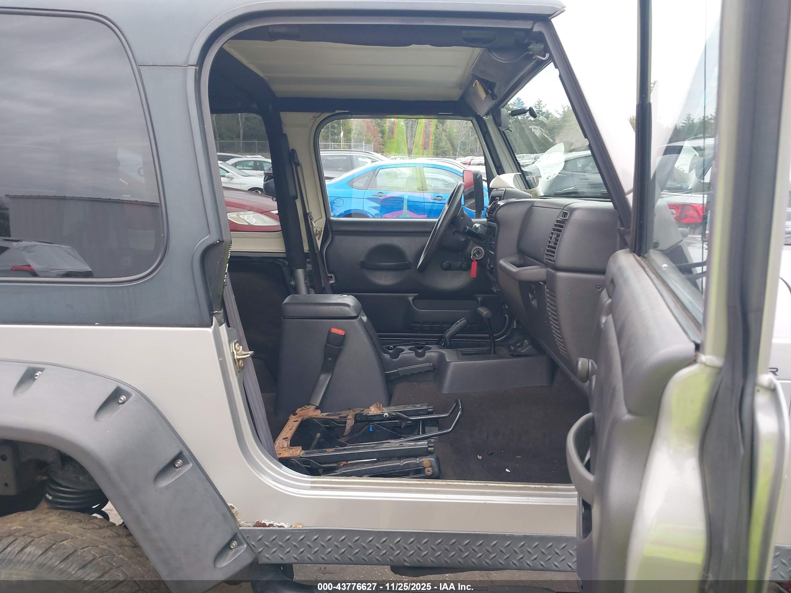 JEEP WRANGLER image 5
