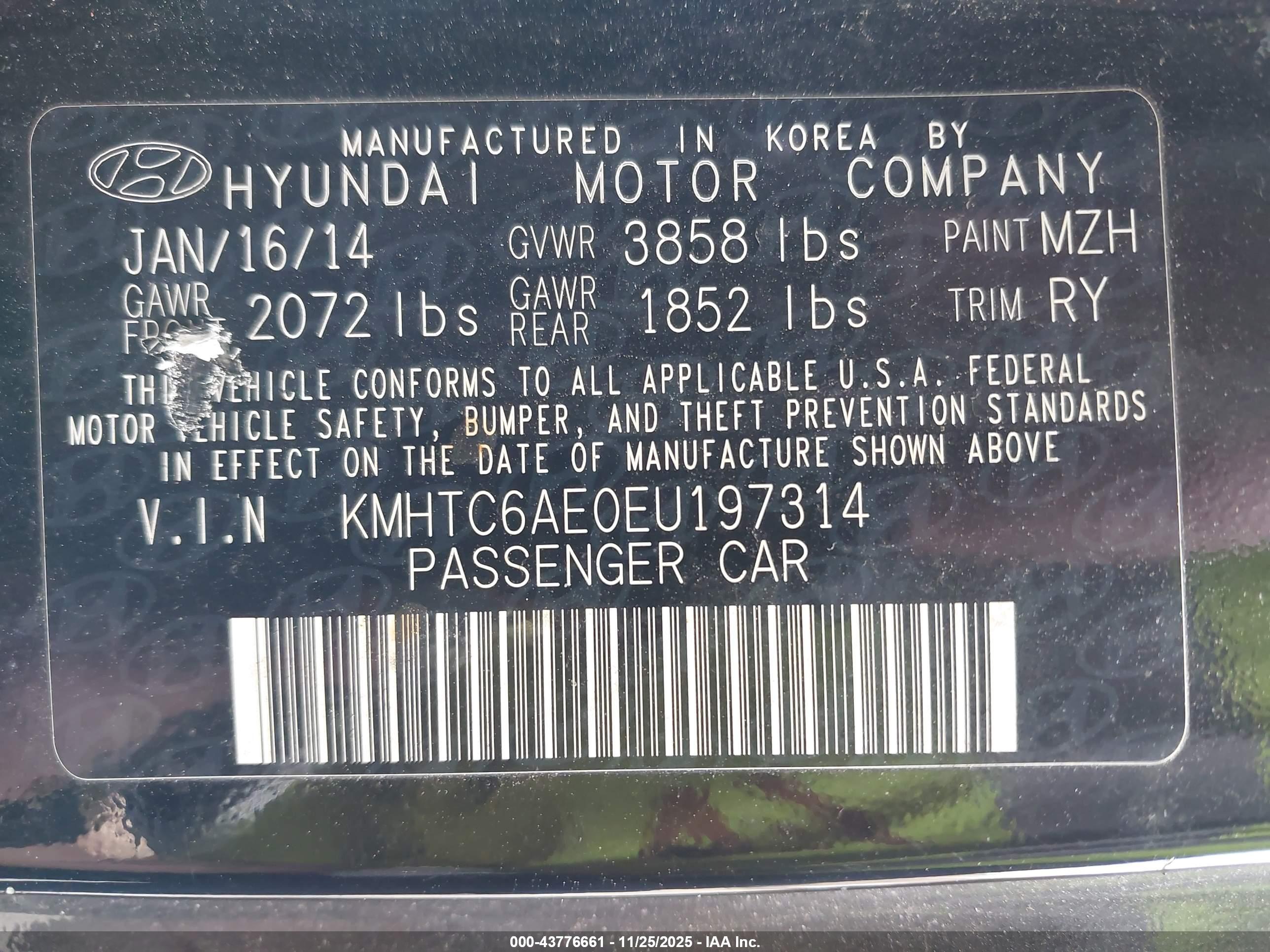HYUNDAI VELOSTER image 9