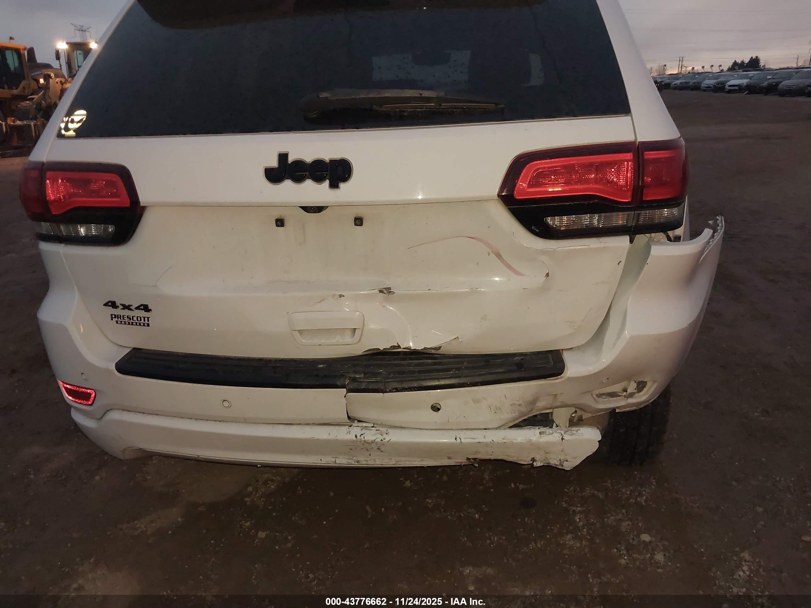 JEEP GRAND image 6