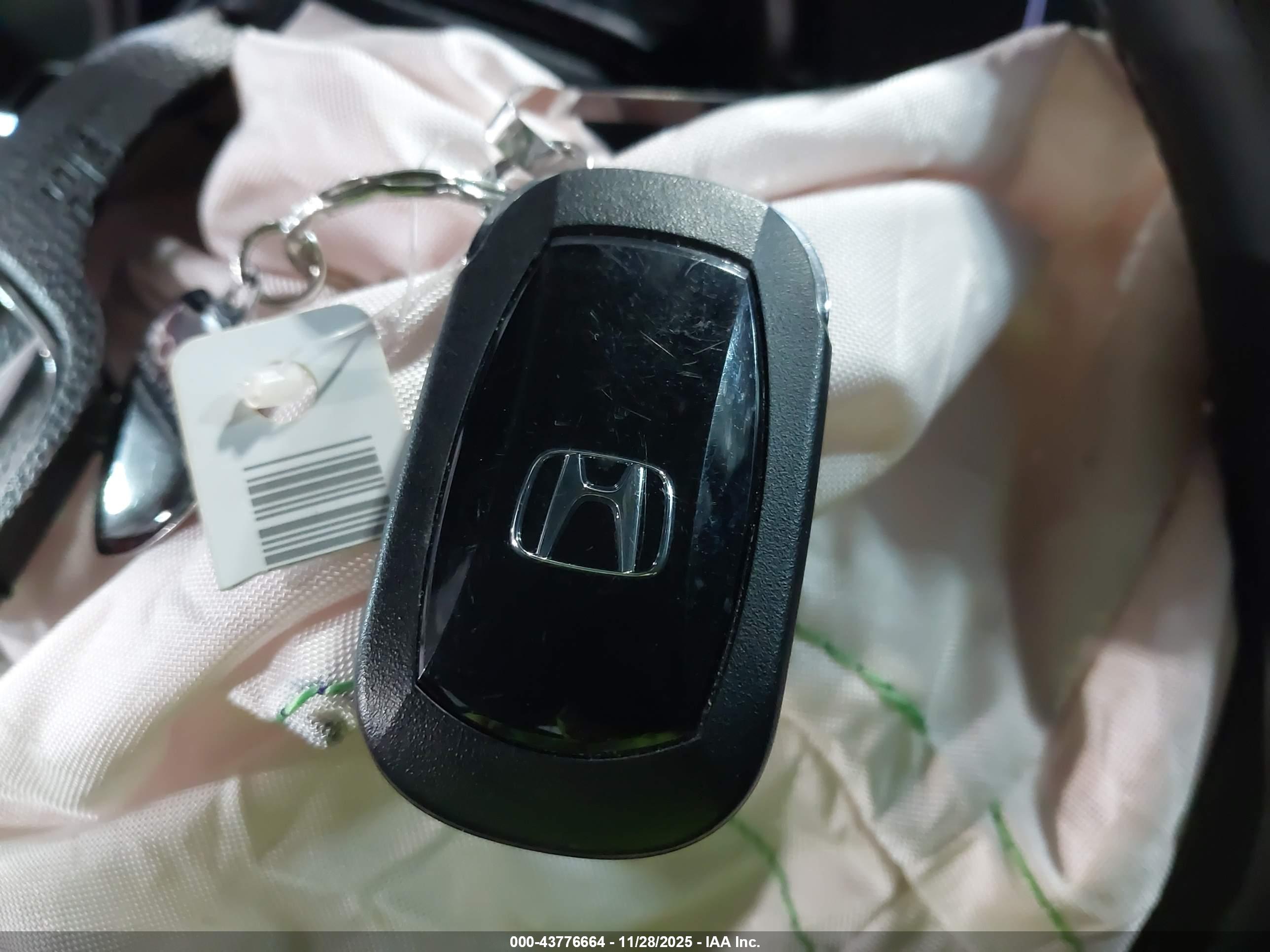 HONDA CIVIC image 11