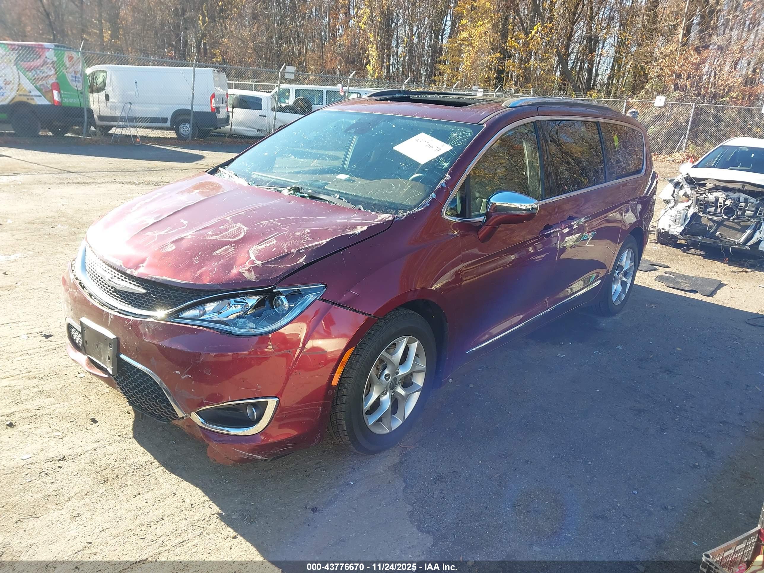 CHRYSLER PACIFICA image 2