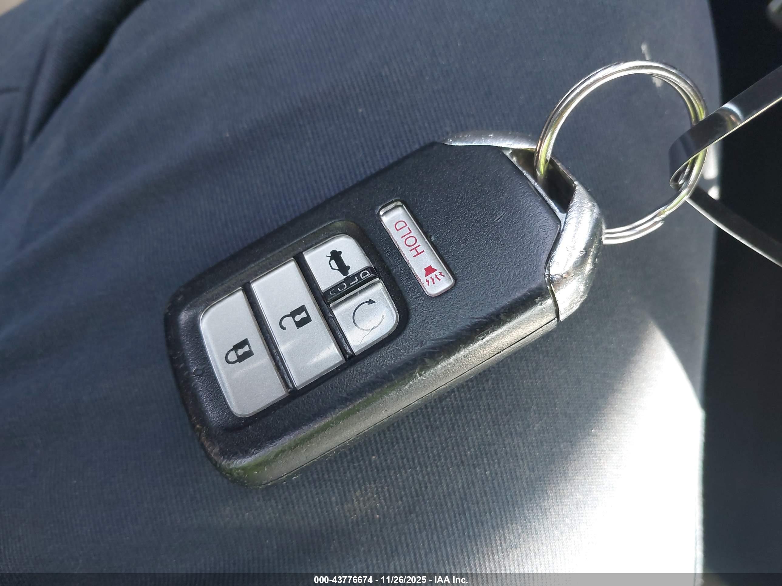 HONDA ACCORD image 11