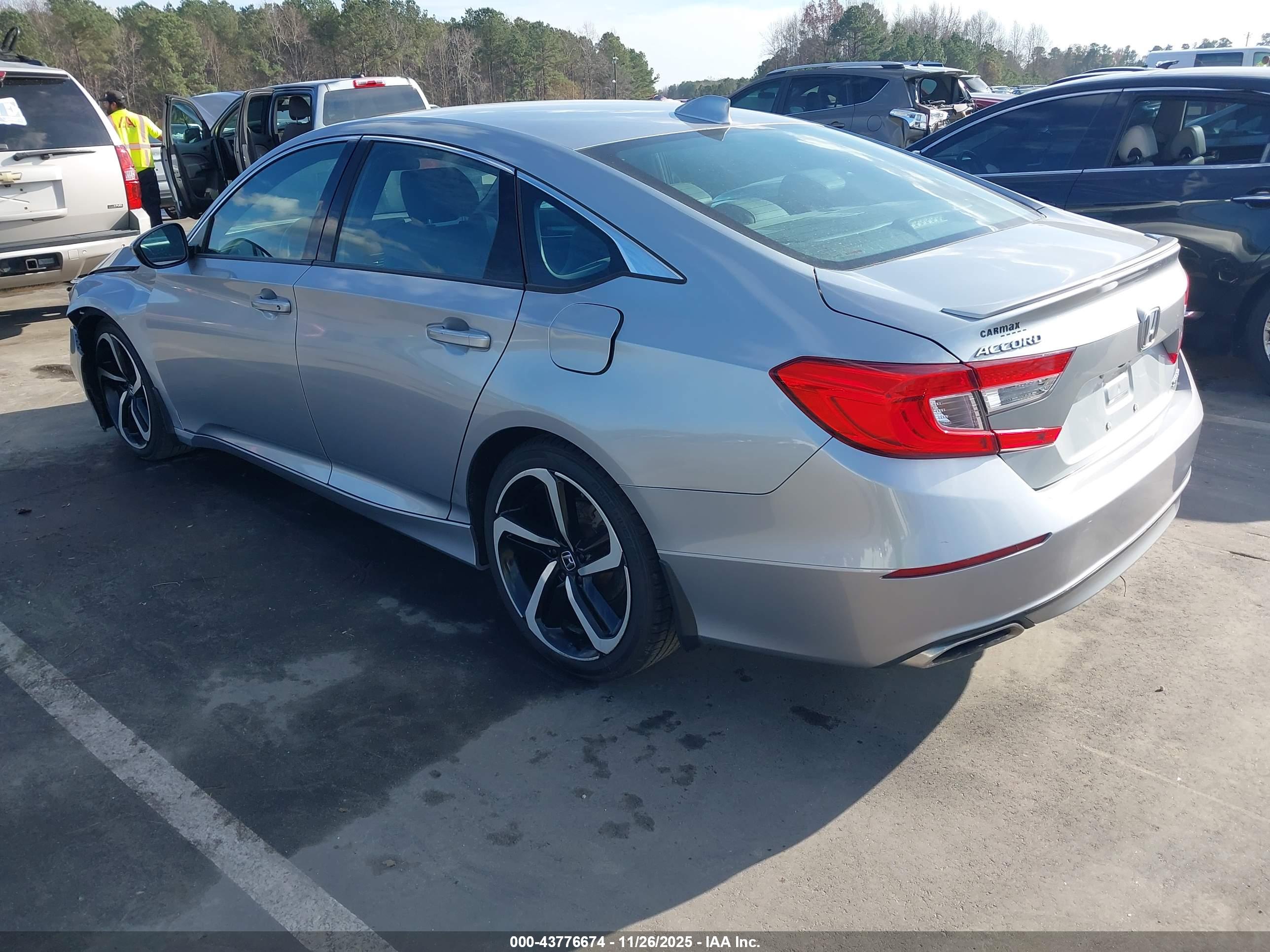 HONDA ACCORD image 3