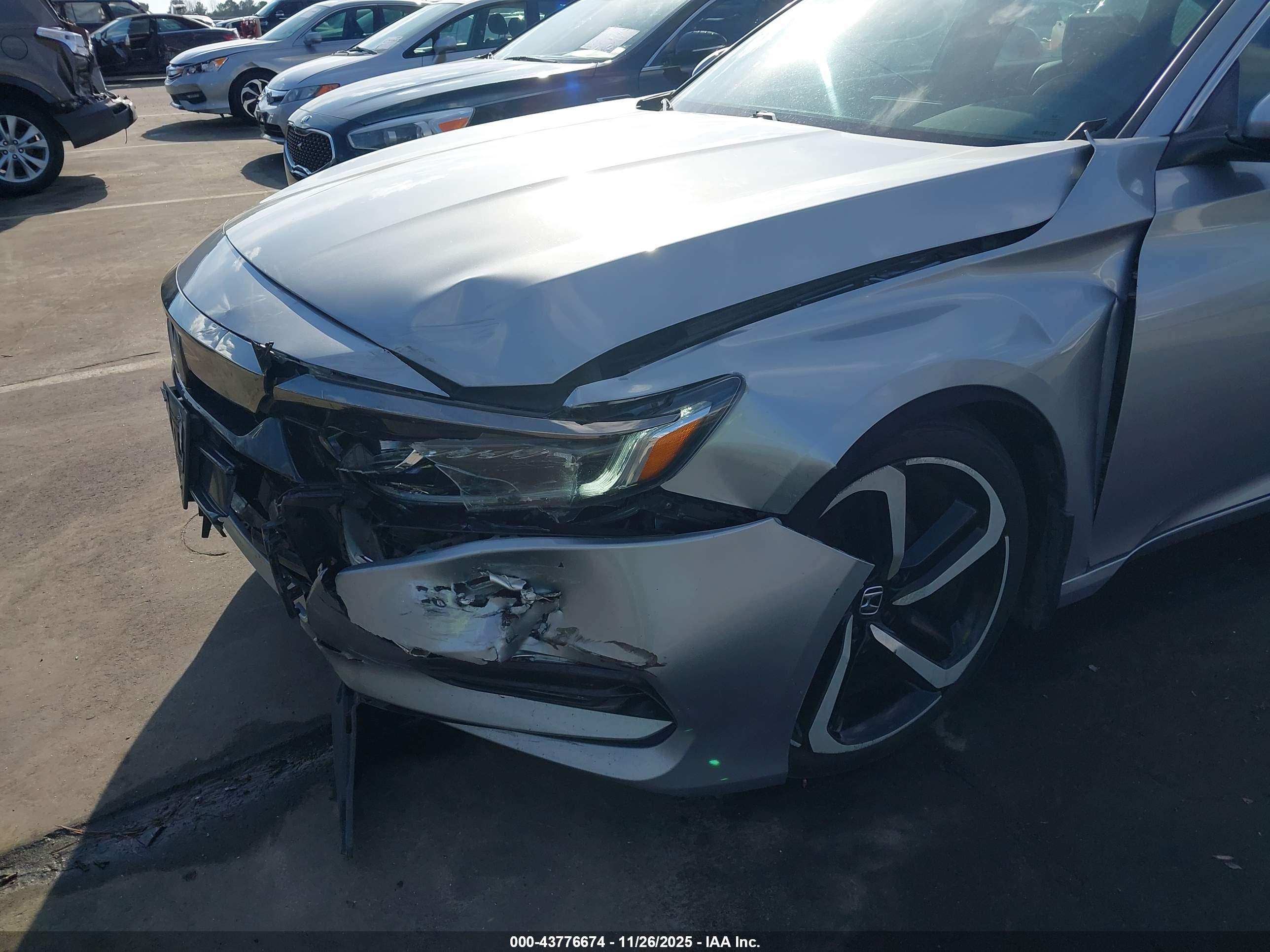 HONDA ACCORD image 6
