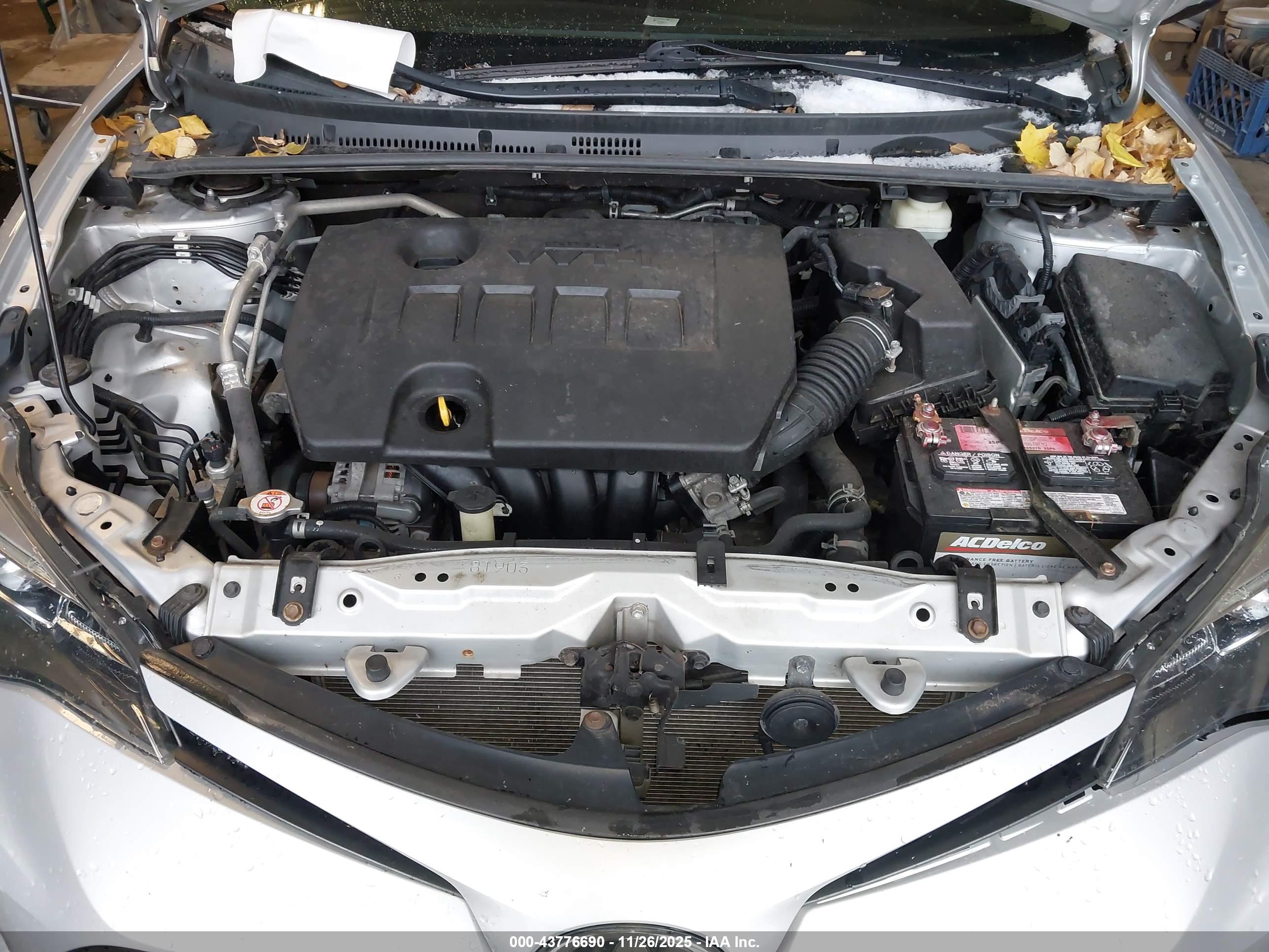 TOYOTA COROLLA image 10