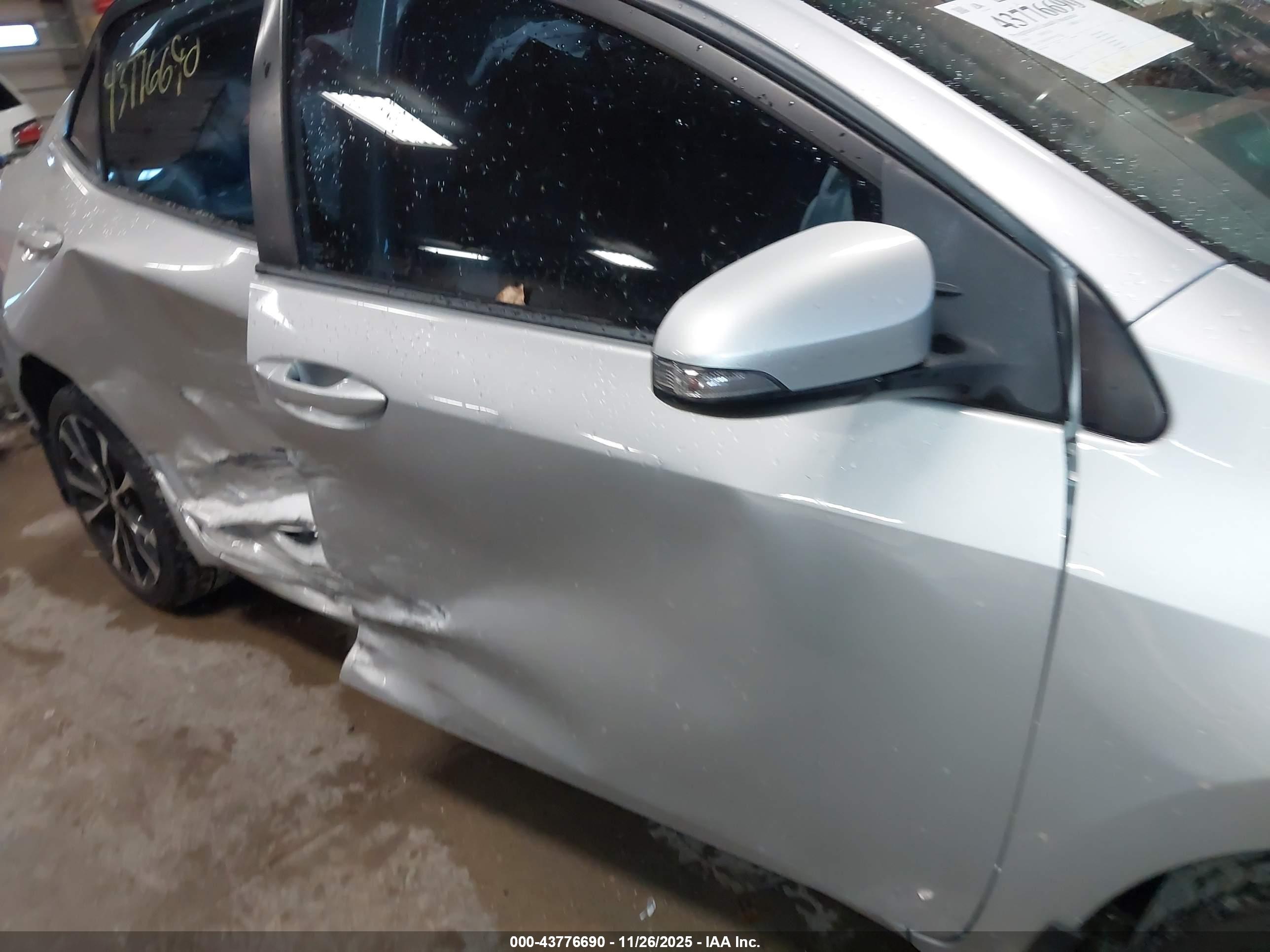 TOYOTA COROLLA image 6
