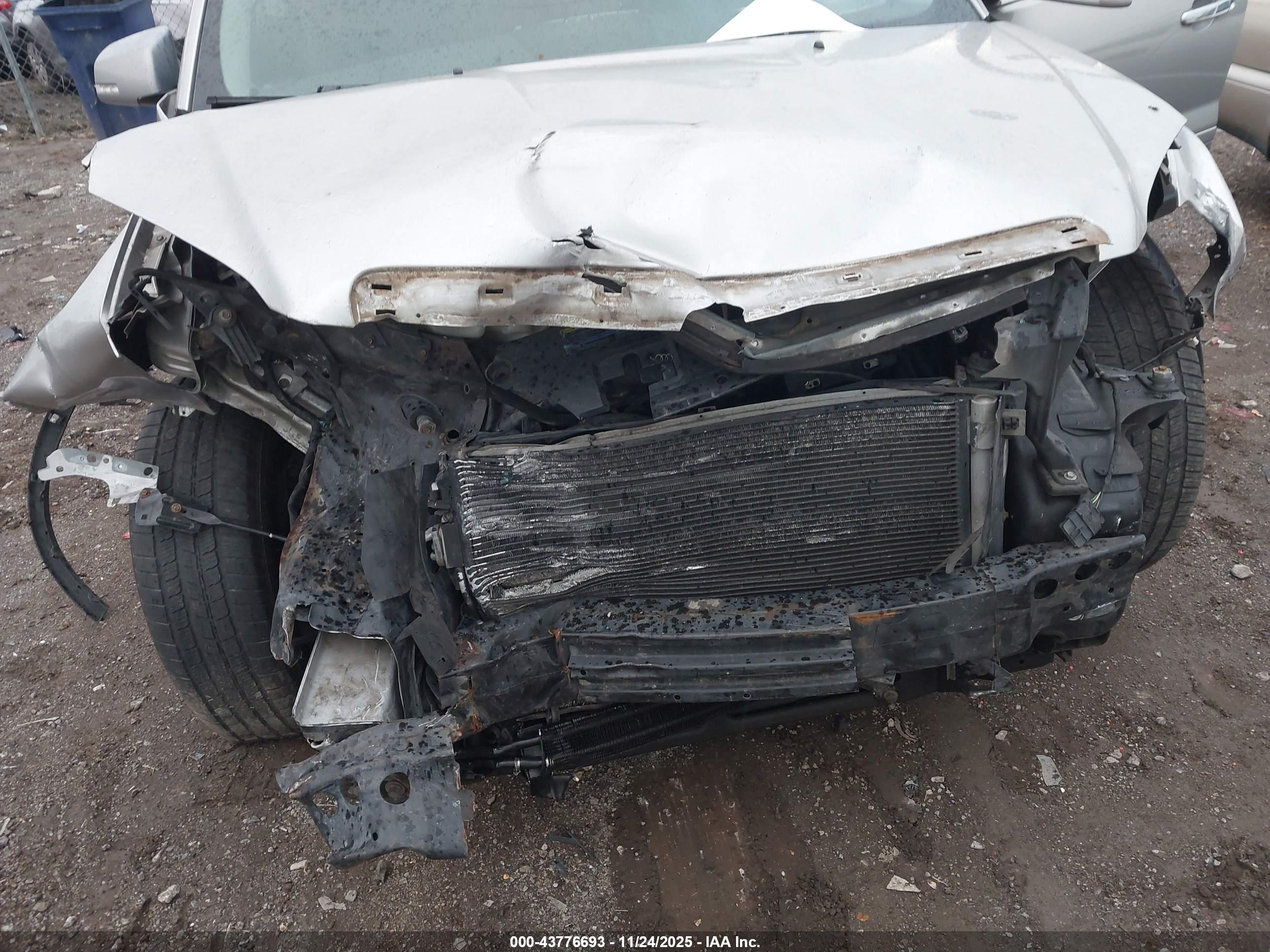 GMC ACADIA image 6