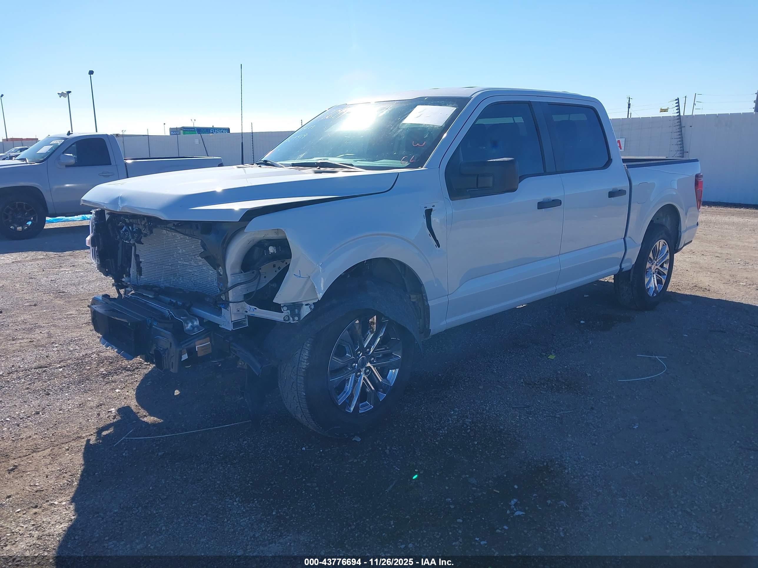 FORD F-150 image 2