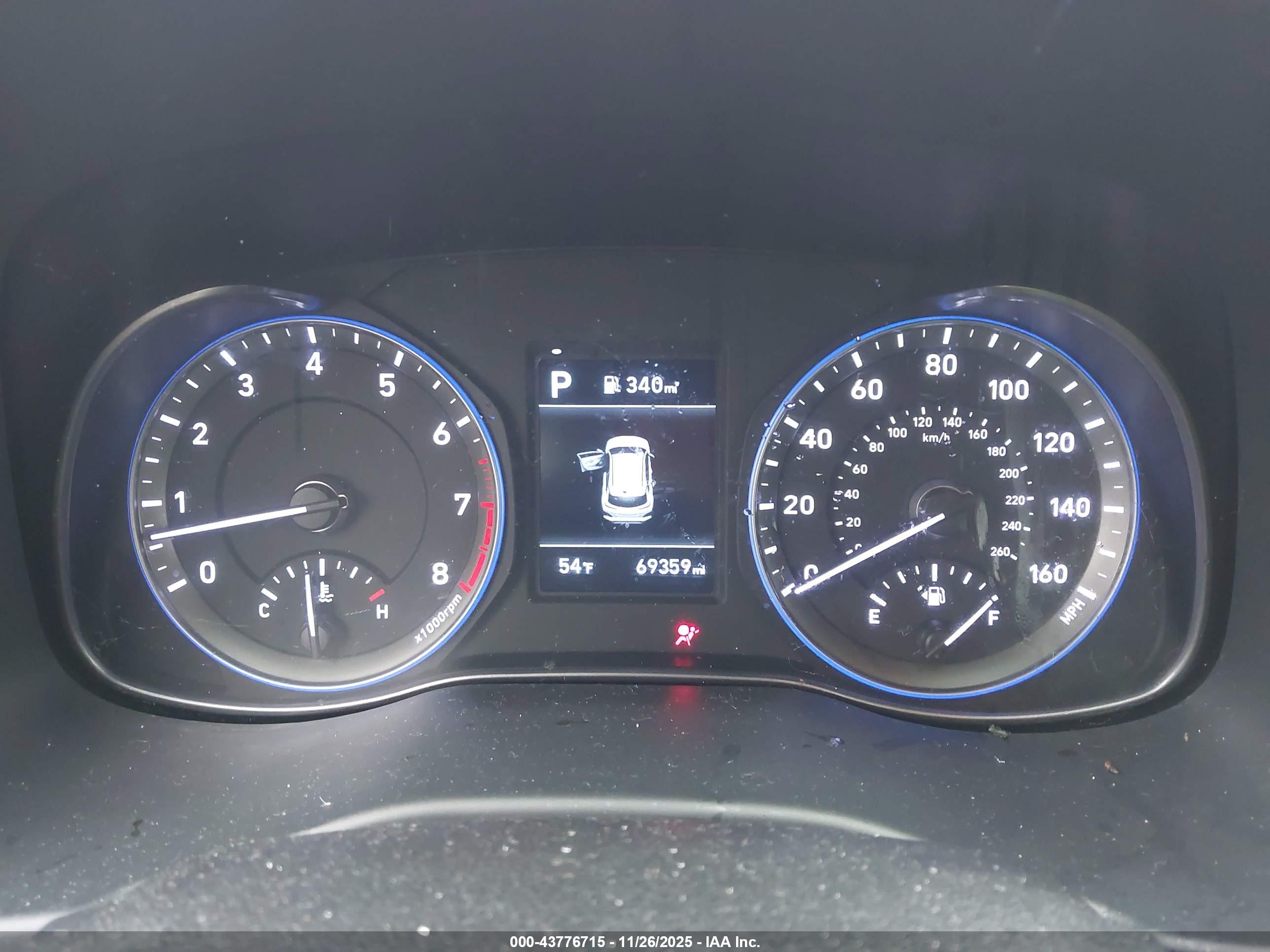 HYUNDAI KONA image 7