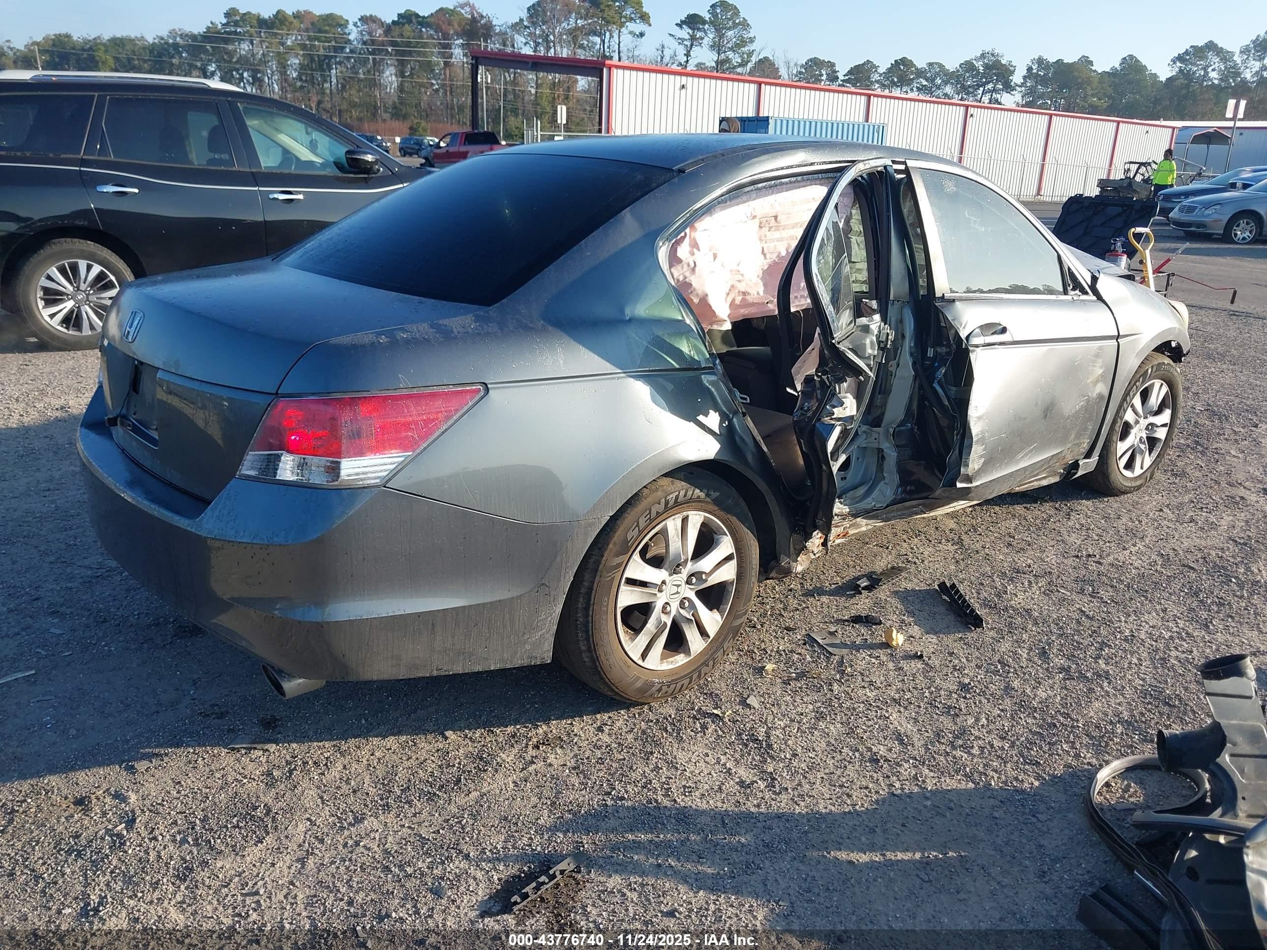 HONDA ACCORD image 4