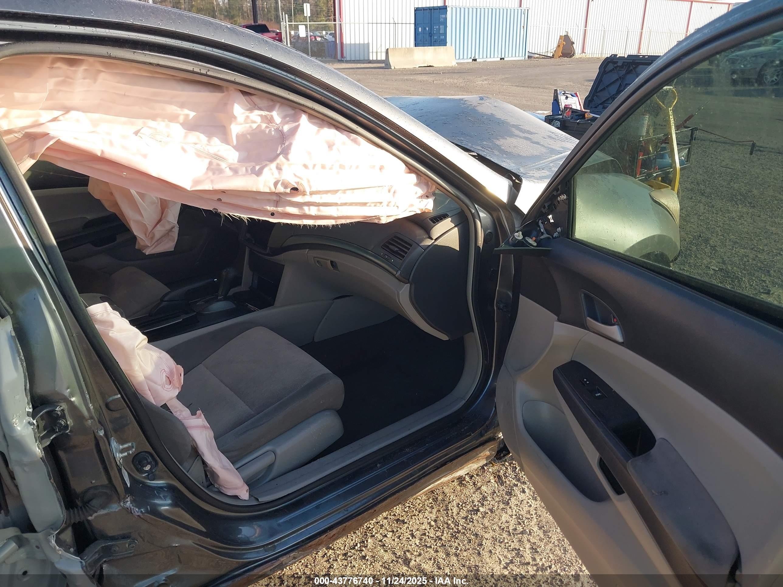 HONDA ACCORD image 5