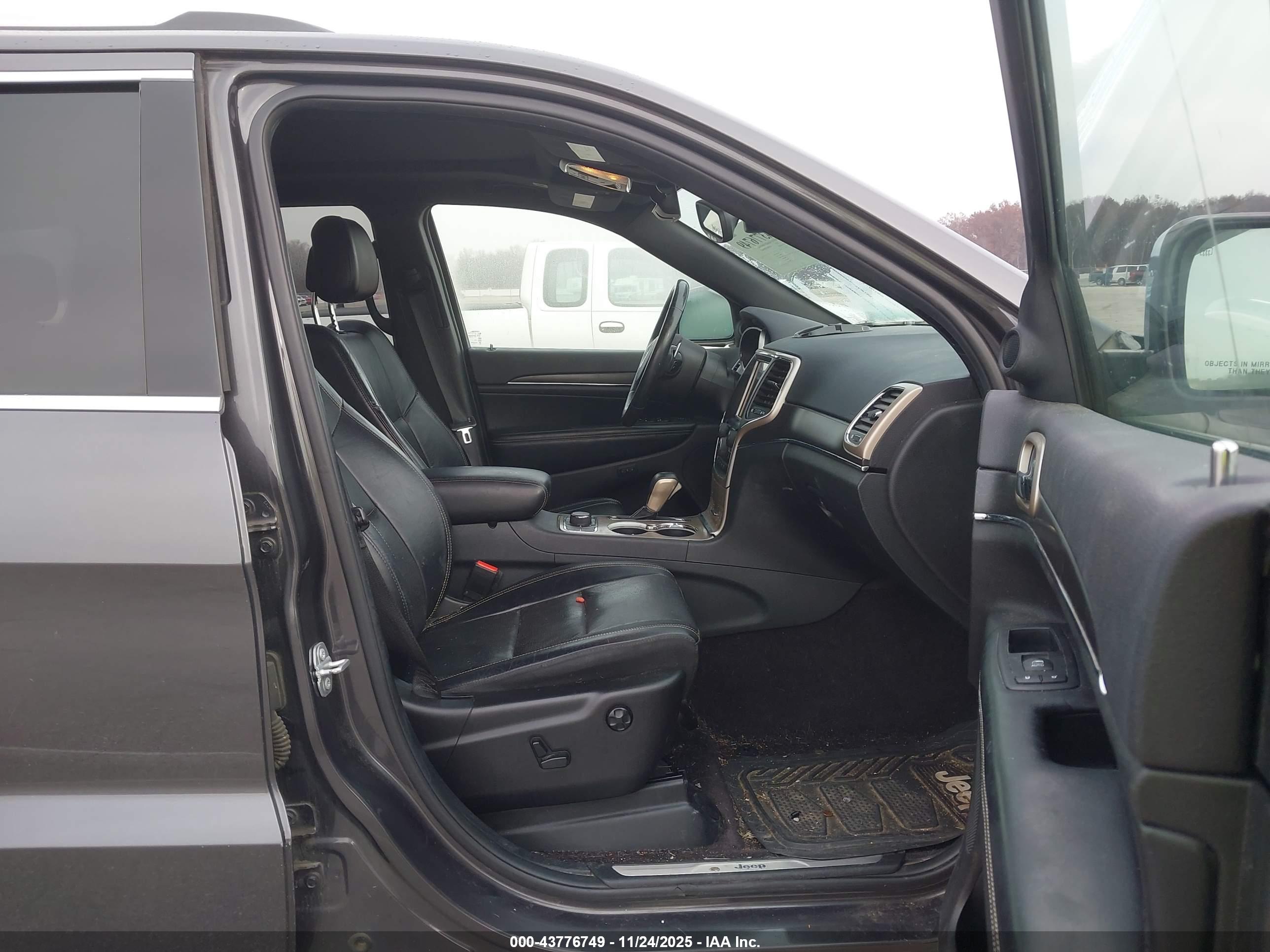 JEEP GRAND image 5