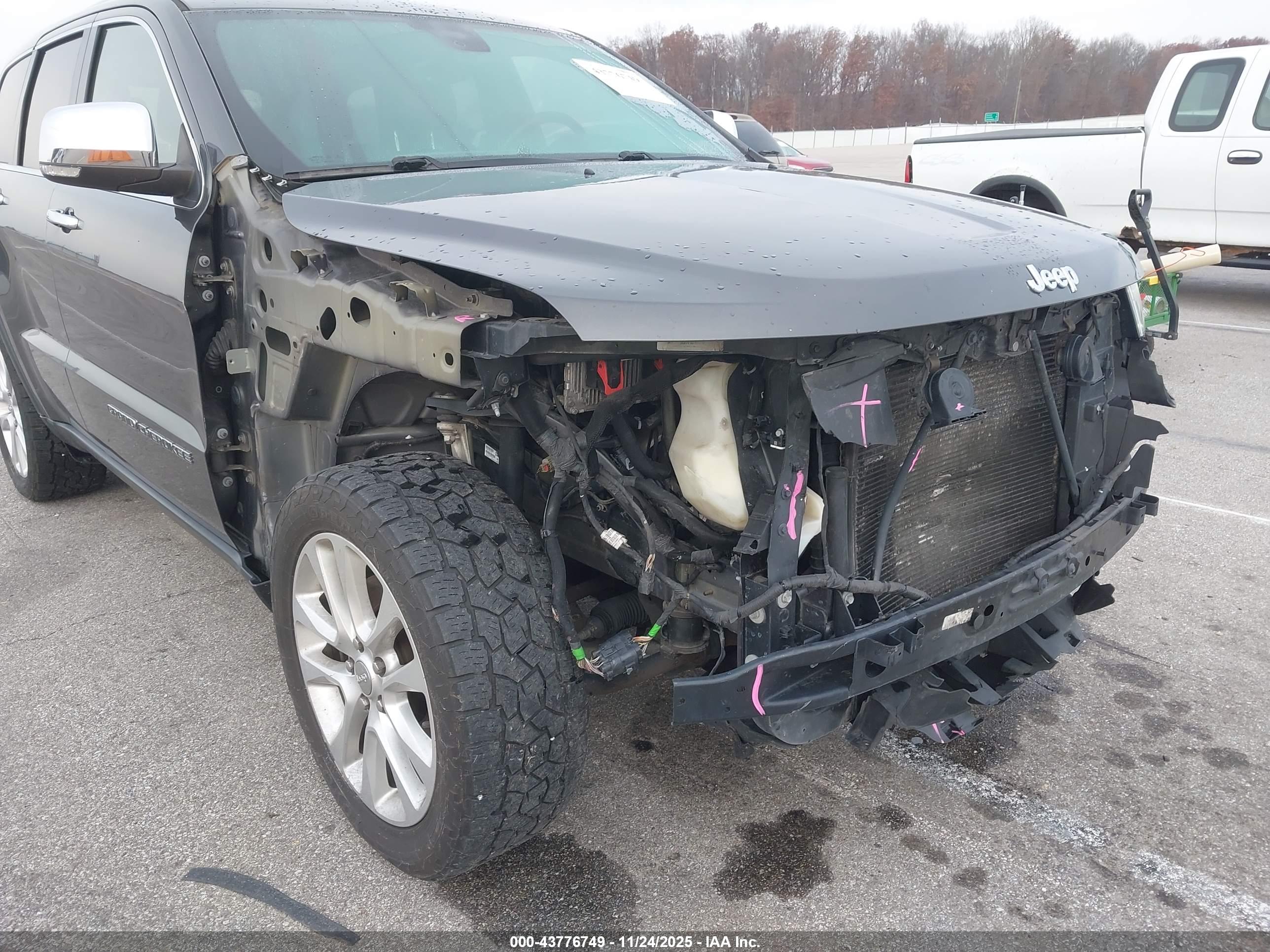 JEEP GRAND image 6