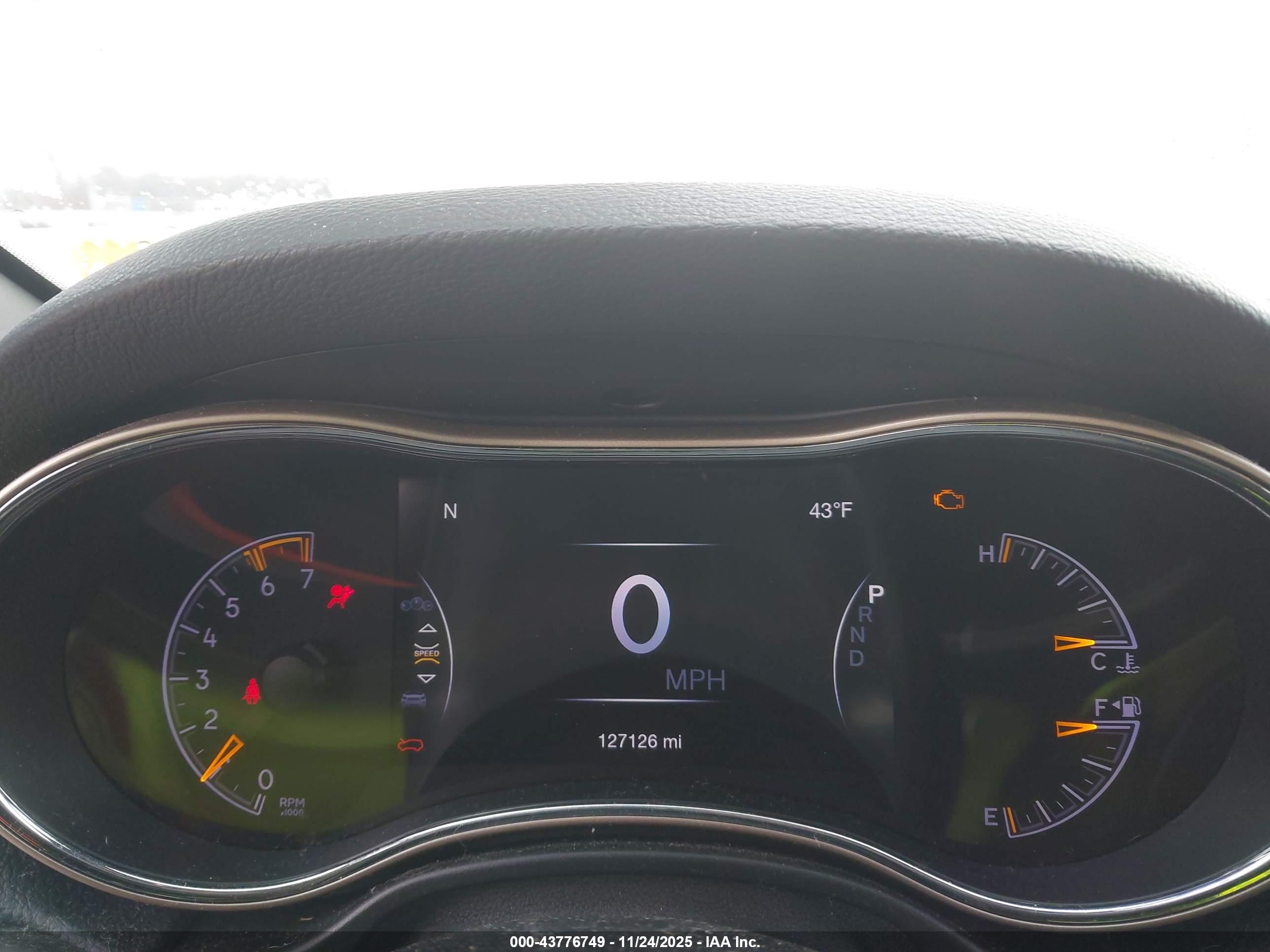 JEEP GRAND image 7