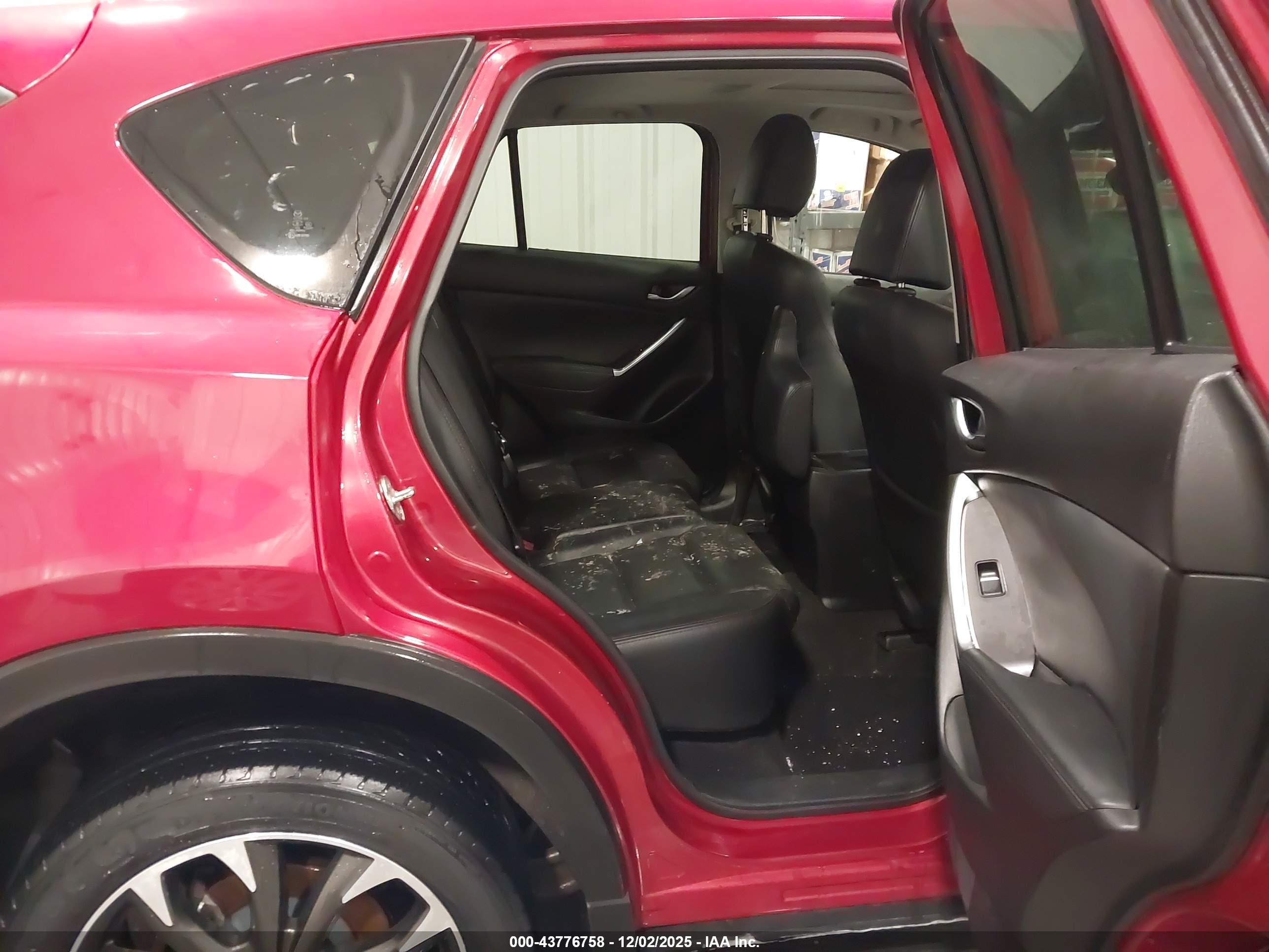 MAZDA CX-5 image 8