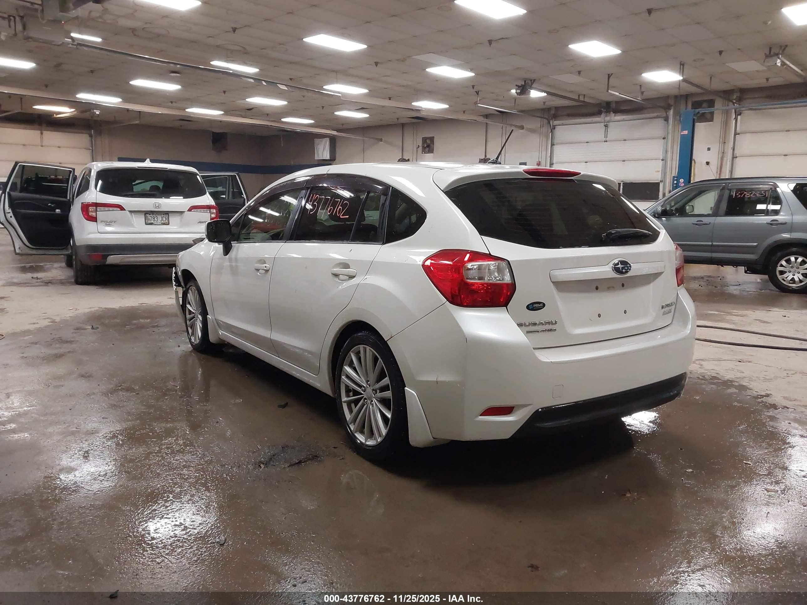 SUBARU IMPREZA image 3