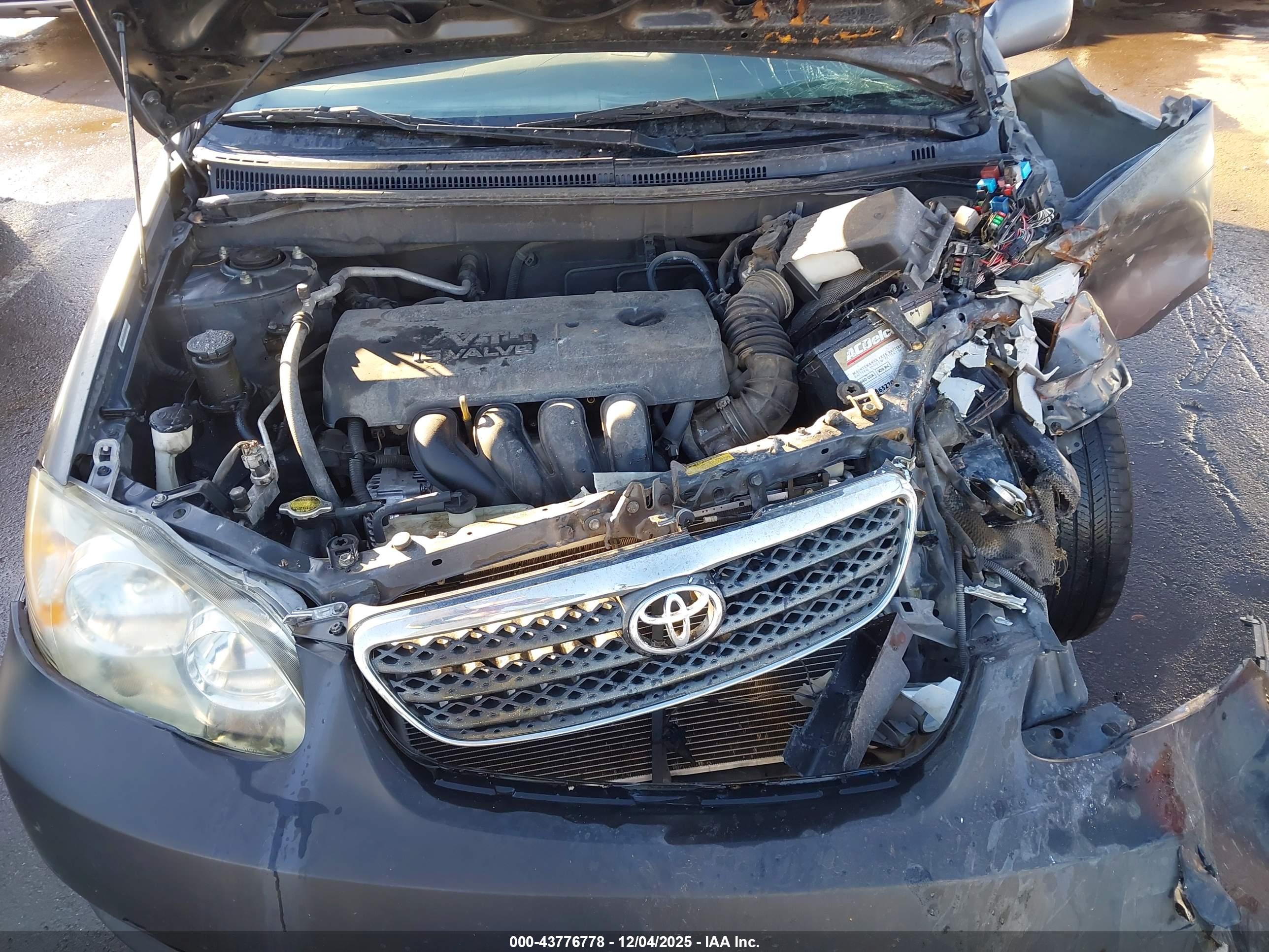 TOYOTA COROLLA image 10