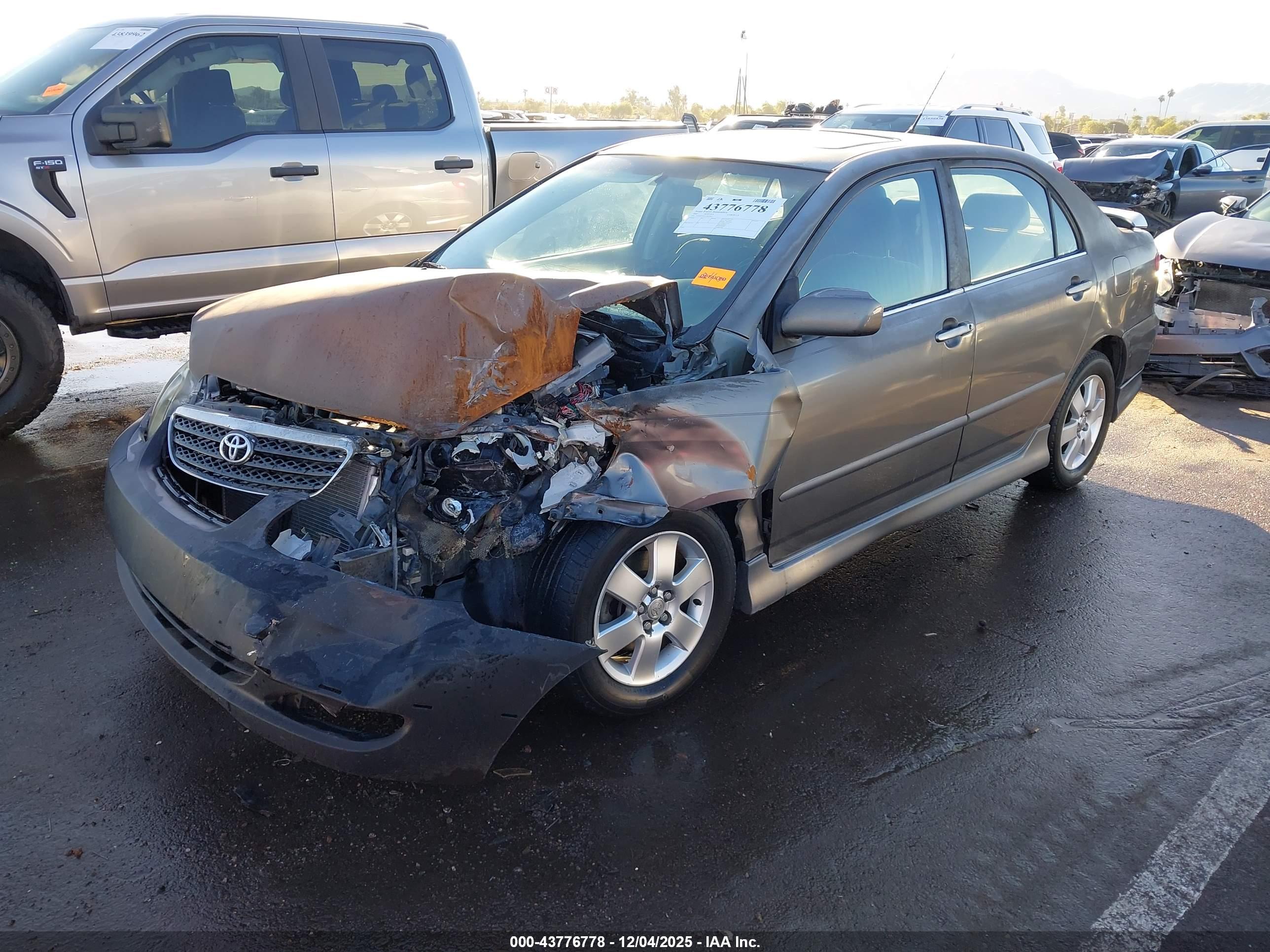 TOYOTA COROLLA image 2
